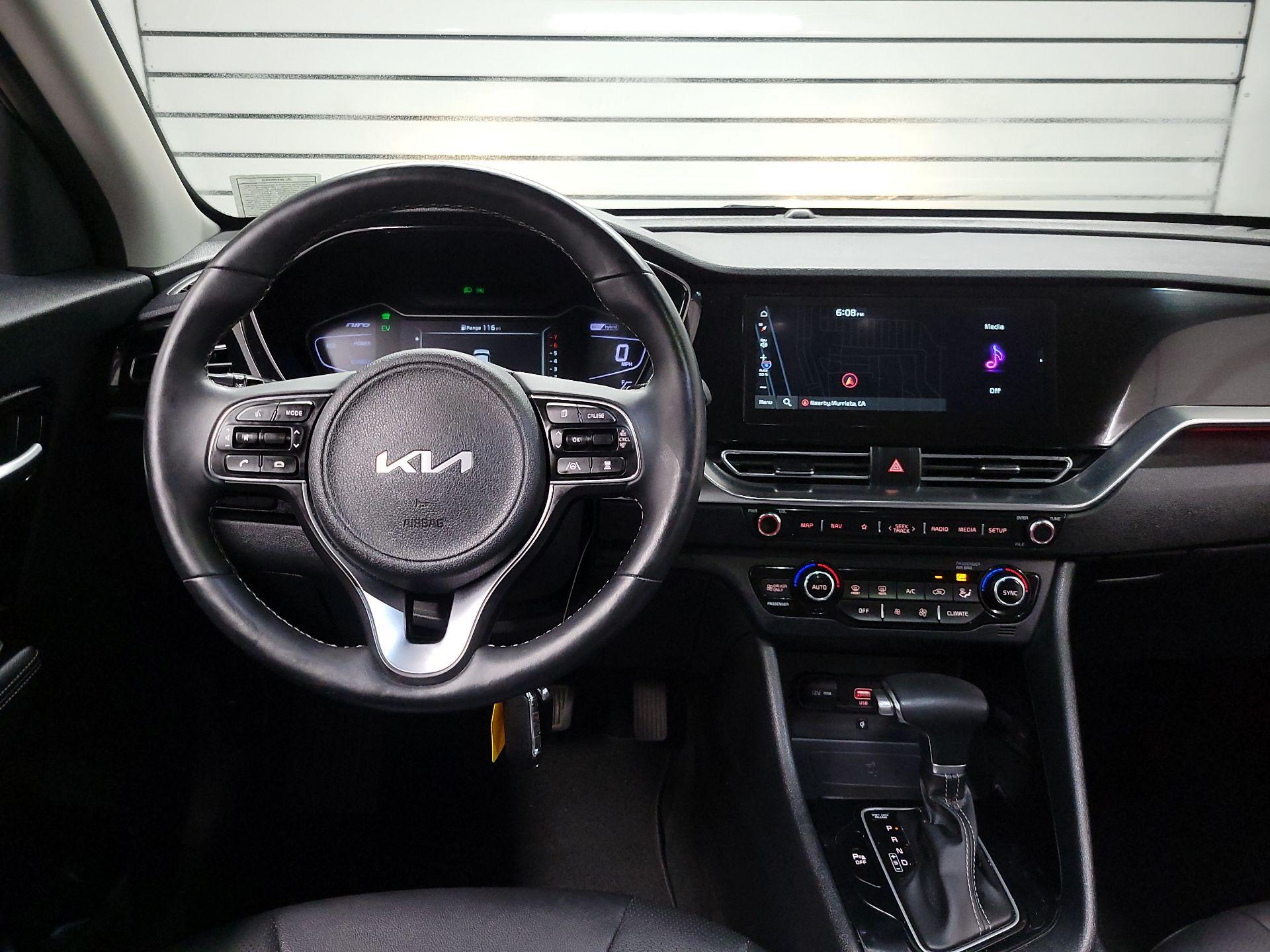 Thumbnail: 2022 Kia Niro - 9