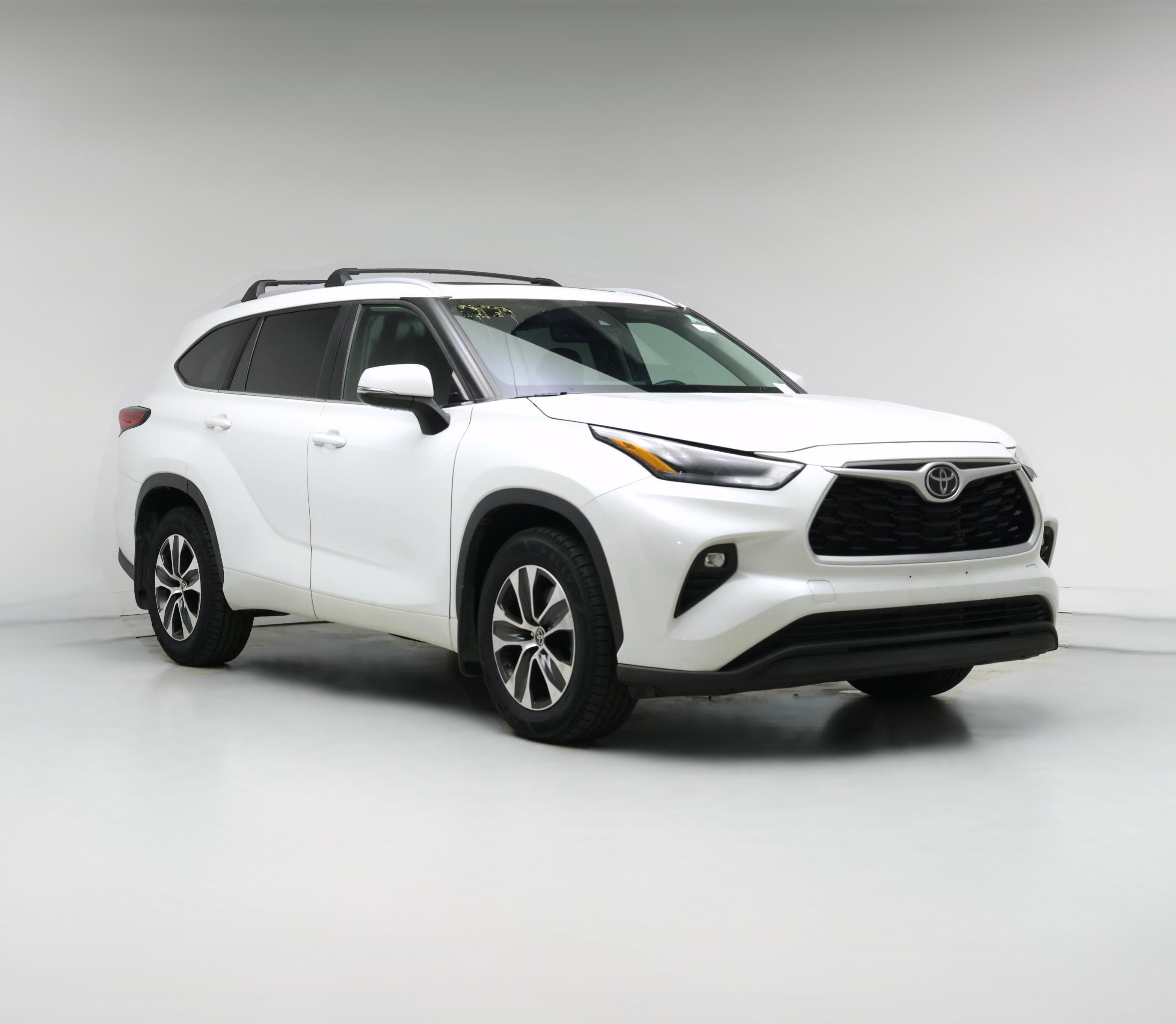 Thumbnail: 2023 Toyota Highlander - 1