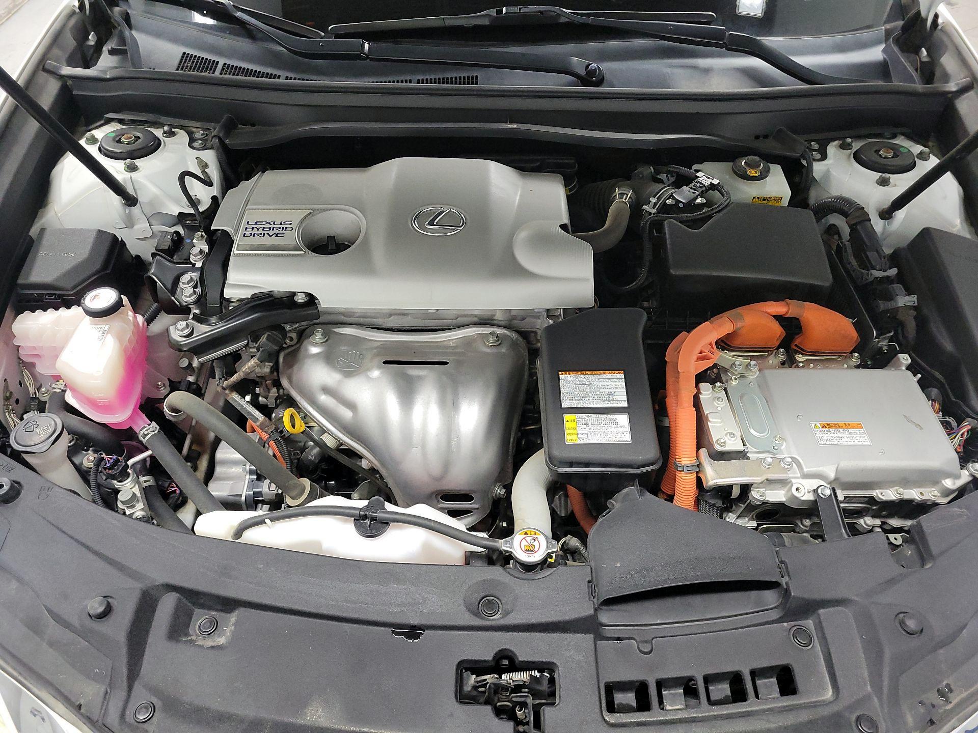 Thumbnail: 2017 Lexus ES - 18