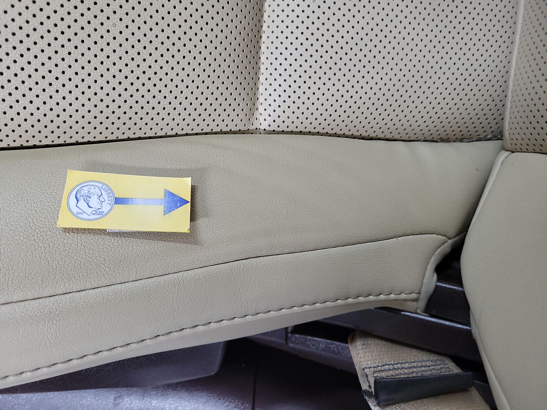 Thumbnail: 2017 Lexus ES - 20