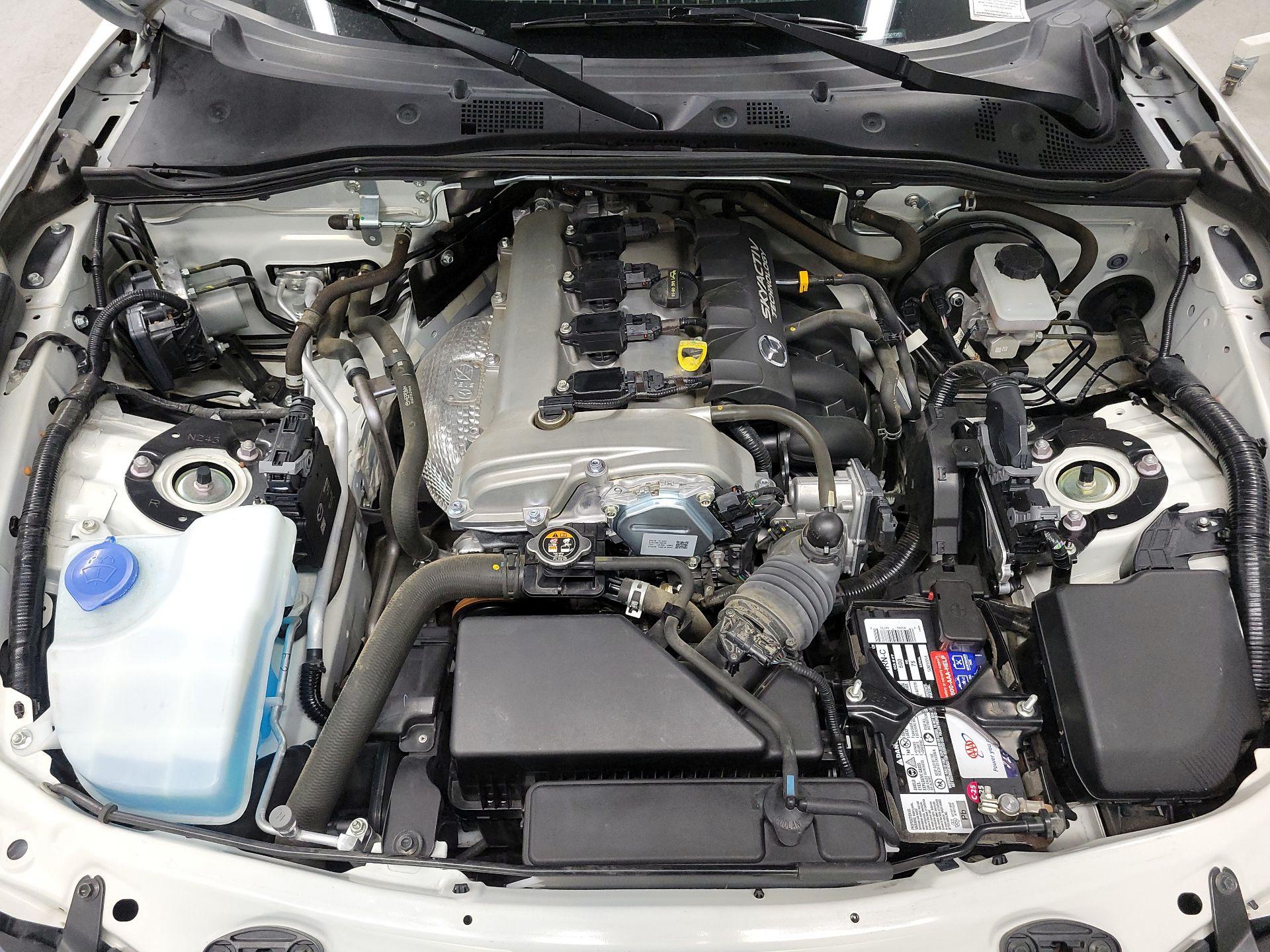 Thumbnail: 2018 Mazda MX-5 Miata - 18