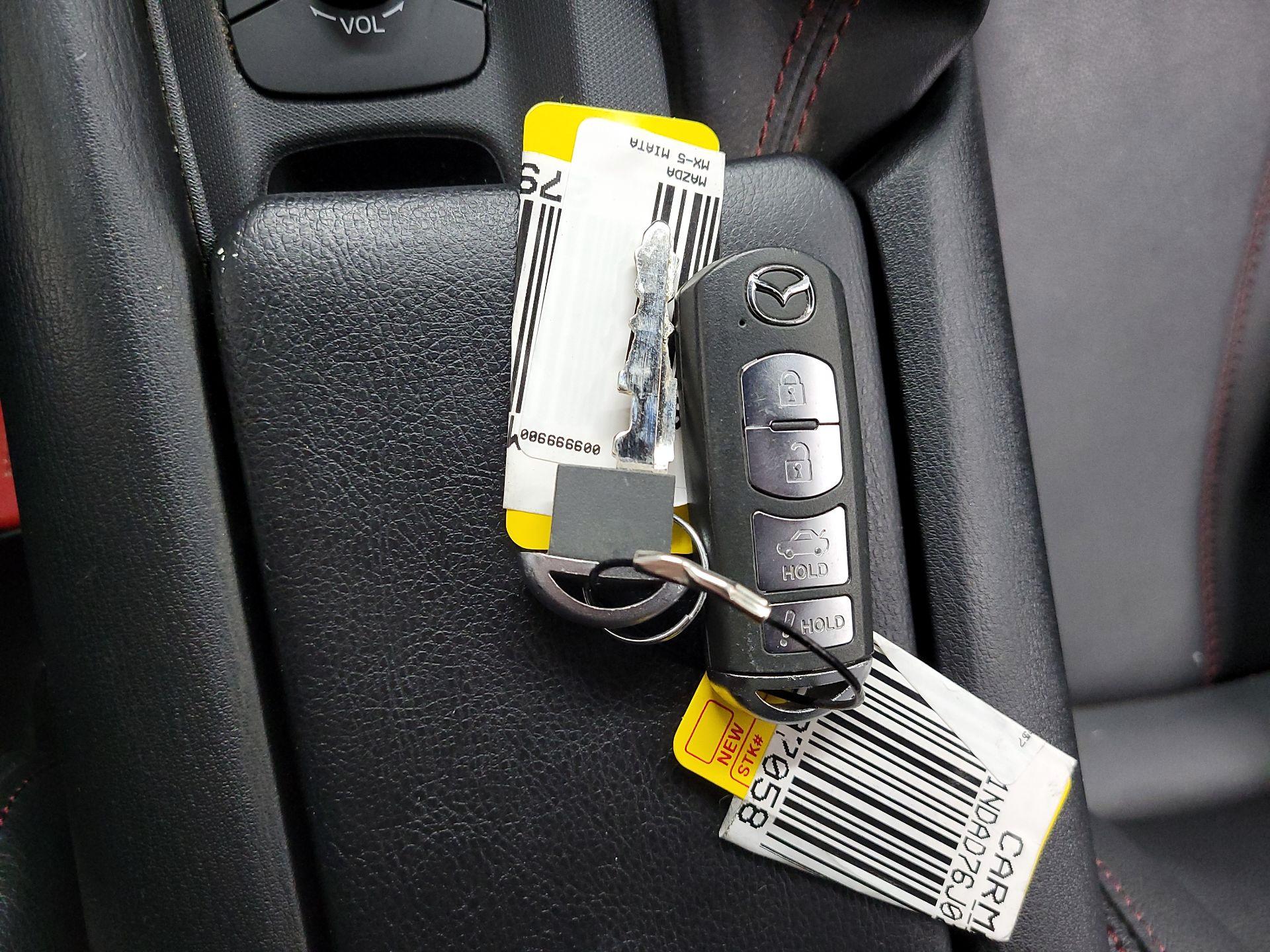 Thumbnail: 2018 Mazda MX-5 Miata - 19