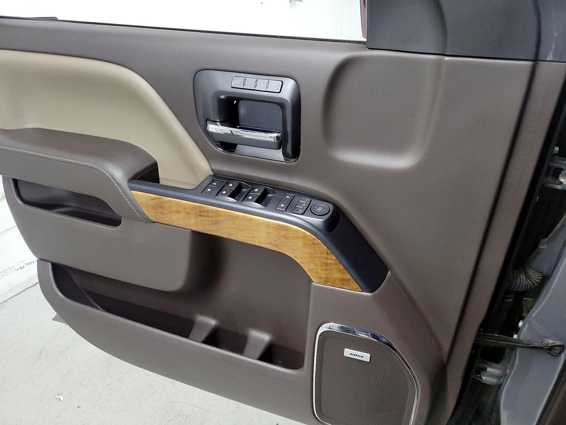 Thumbnail: 2017 Chevrolet Silverado 1500 - 12