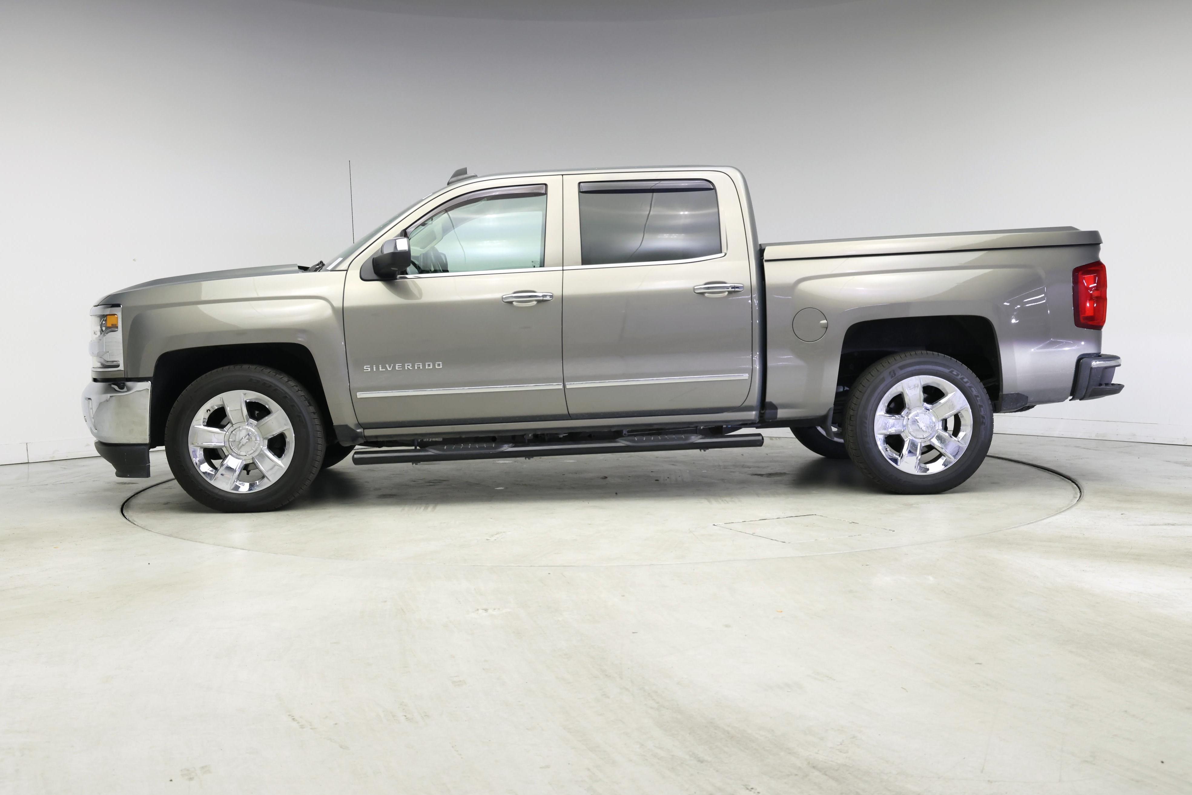 Thumbnail: 2017 Chevrolet Silverado 1500 - 3