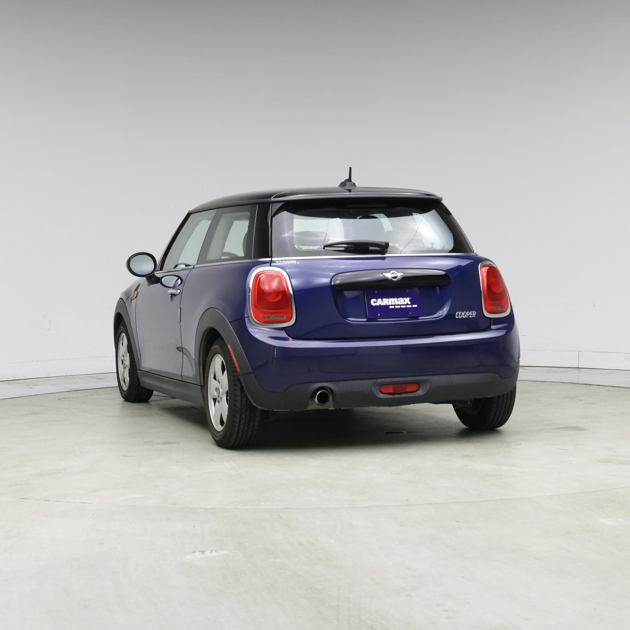 Thumbnail: 2016 MINI Cooper Hardtop - 2