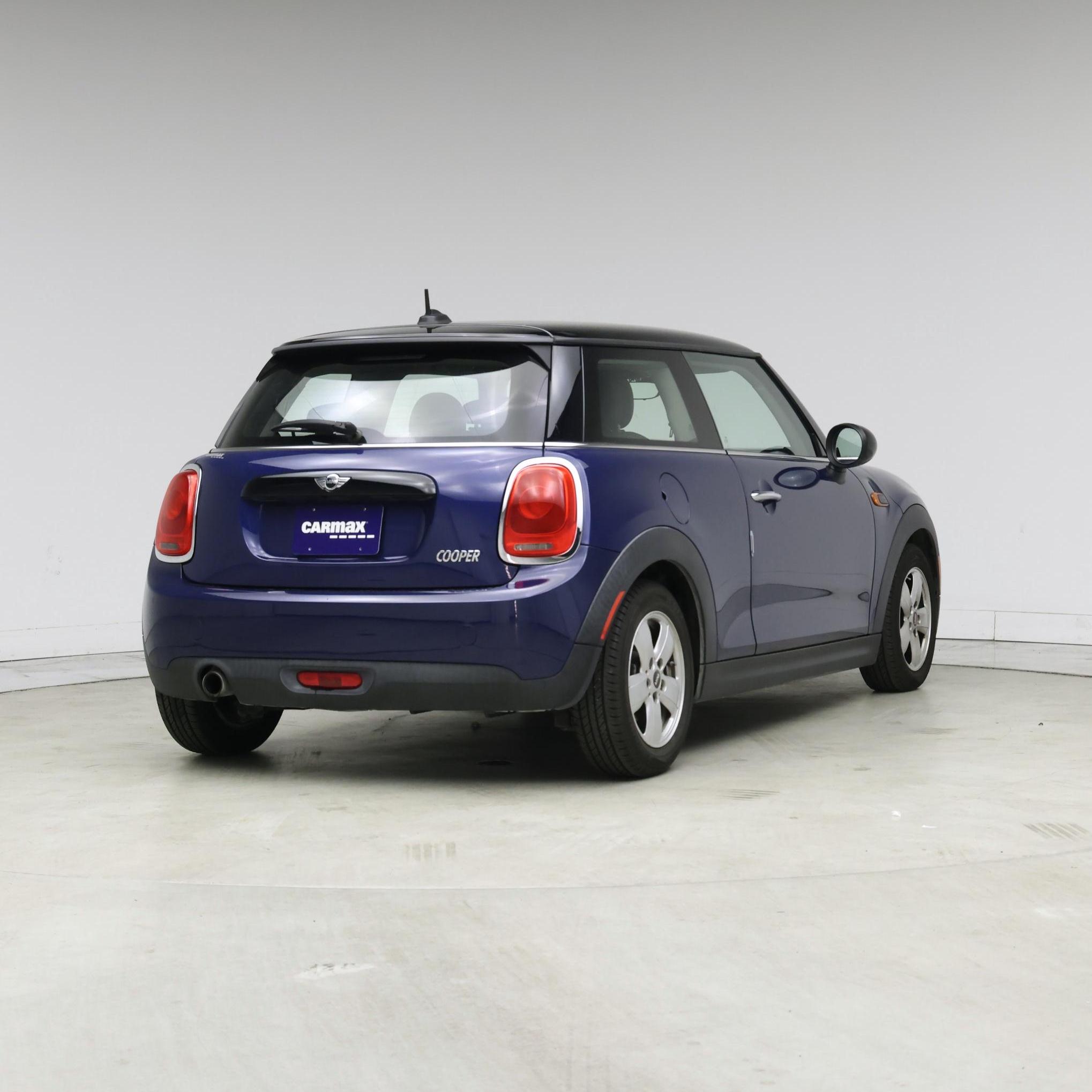 Thumbnail: 2016 MINI Cooper Hardtop - 8