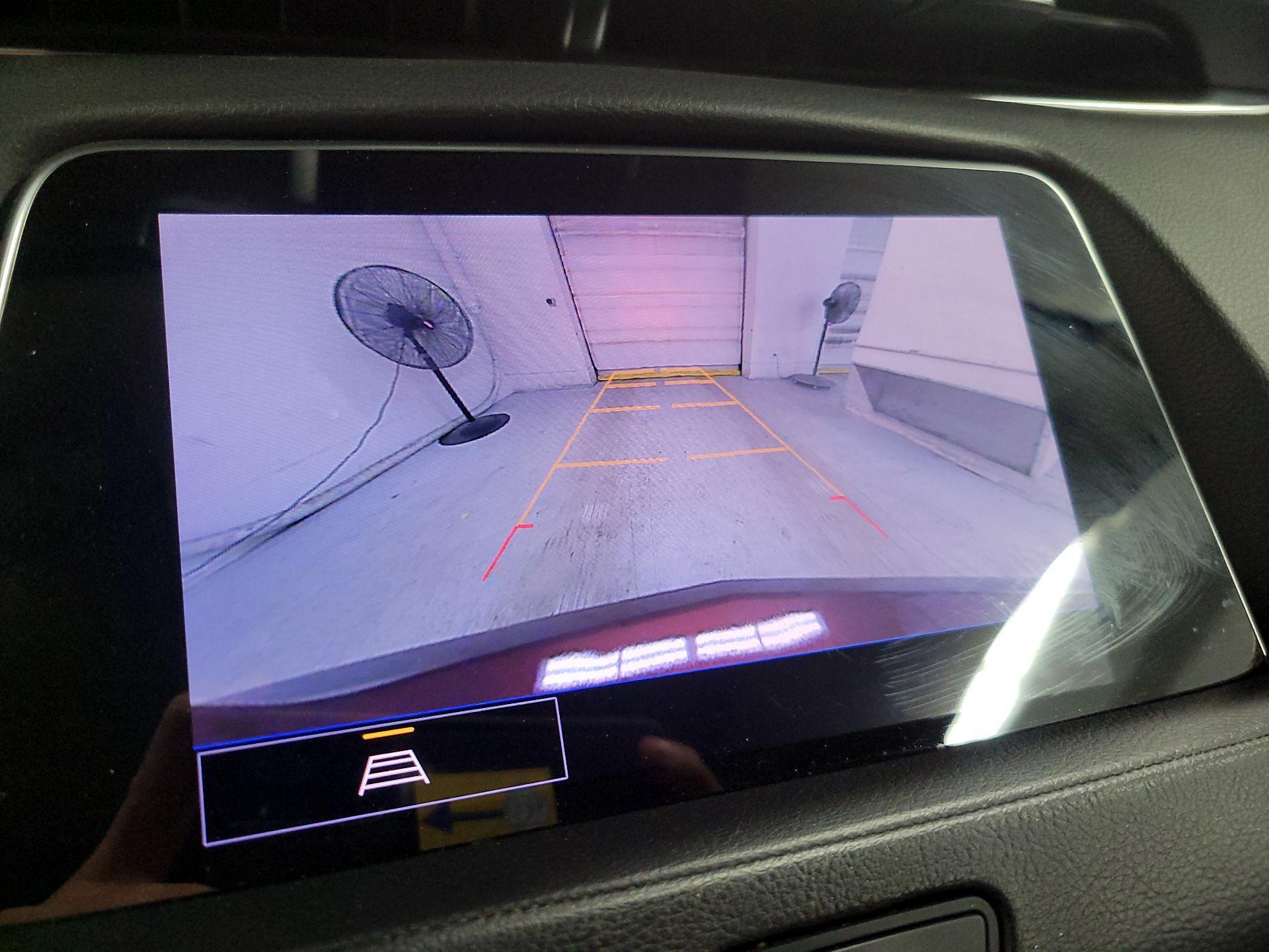 Thumbnail: 2022 Cadillac XT4 - 14