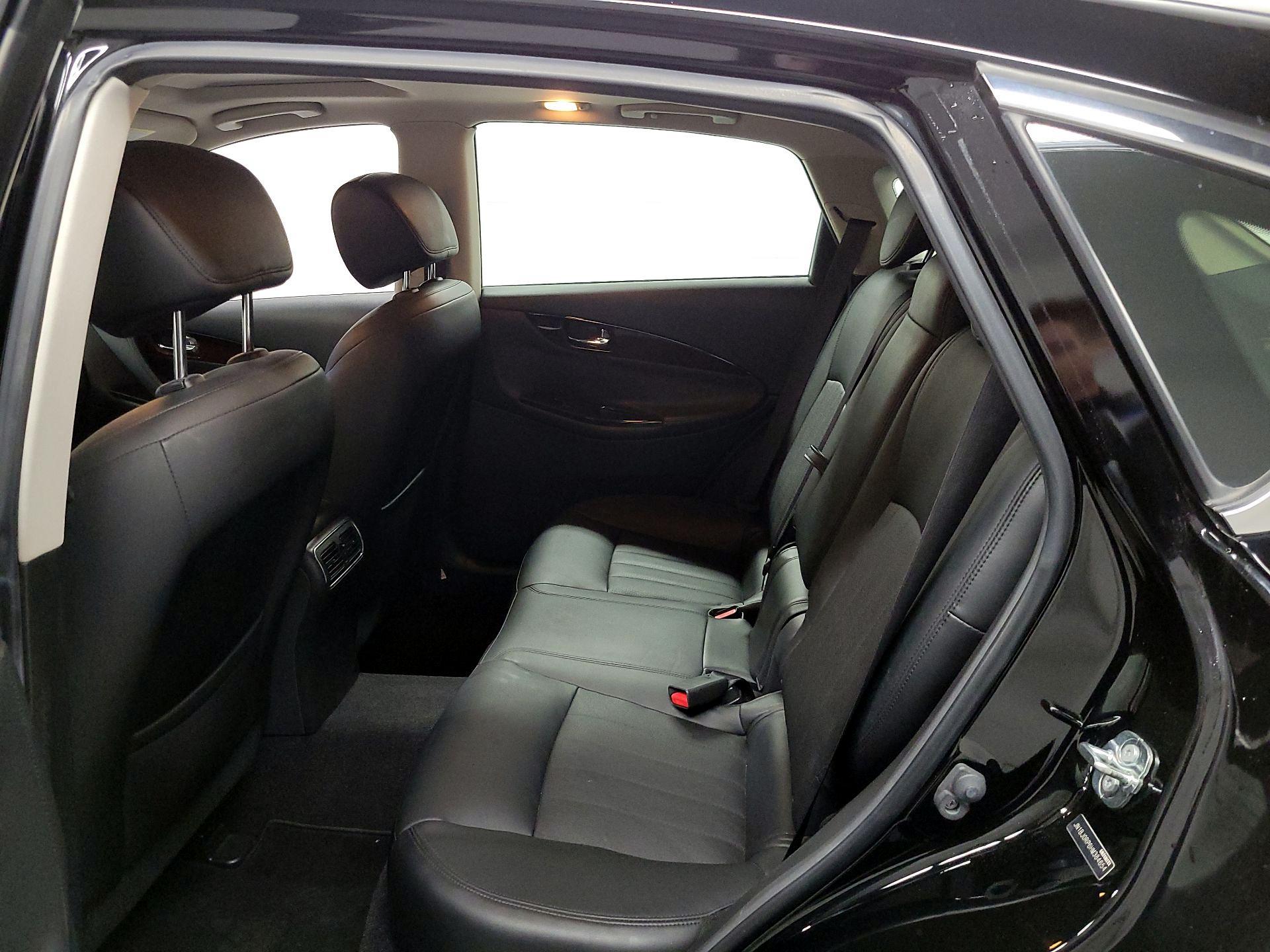 Thumbnail: 2017 INFINITI QX50 - 16