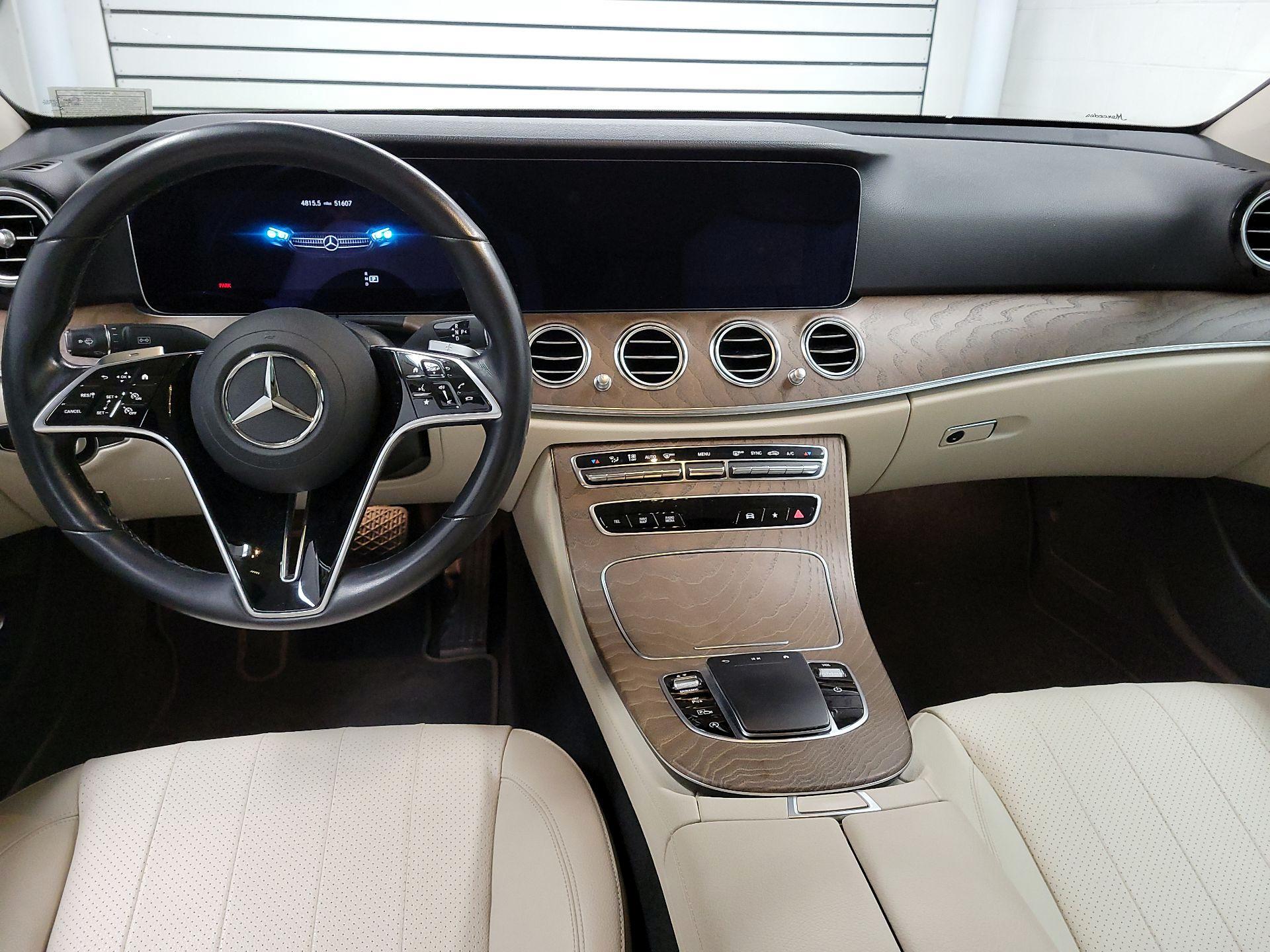 Thumbnail: 2022 Mercedes-Benz E-Class - 9