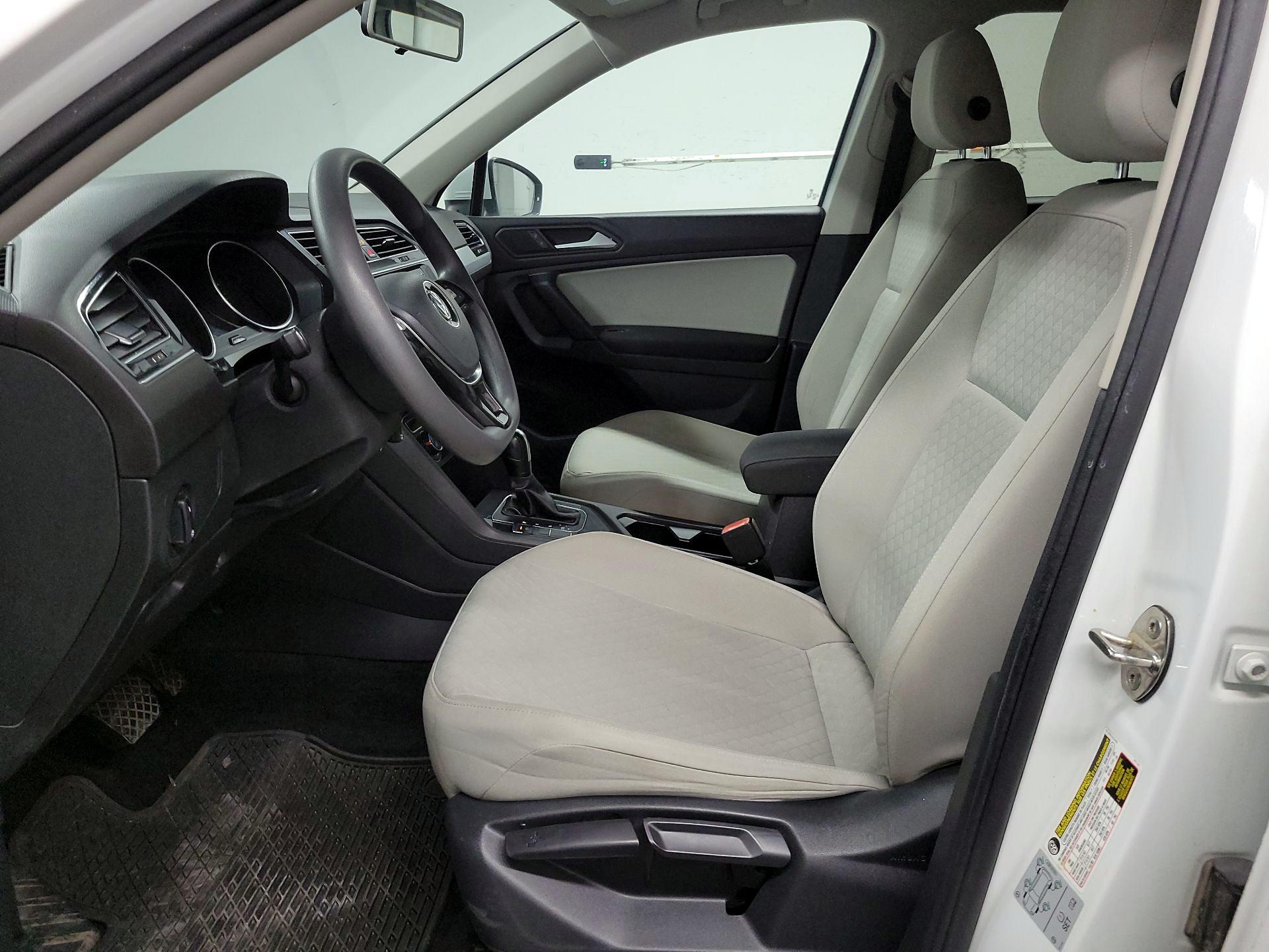 Thumbnail: 2019 Volkswagen Tiguan - 11