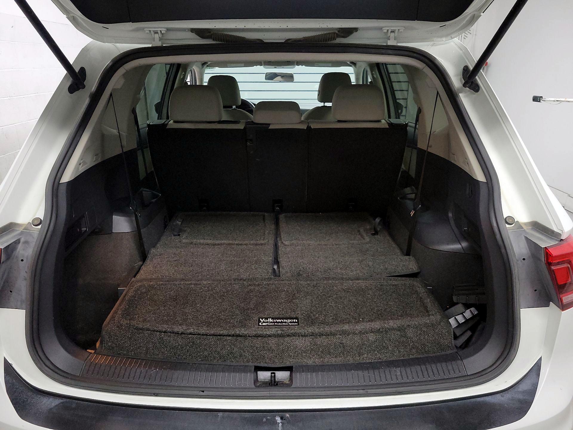 Thumbnail: 2019 Volkswagen Tiguan - 19