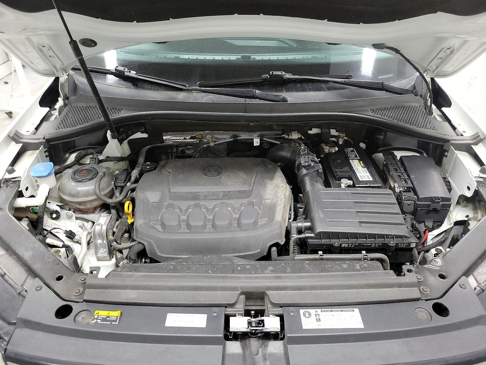 Thumbnail: 2019 Volkswagen Tiguan - 20