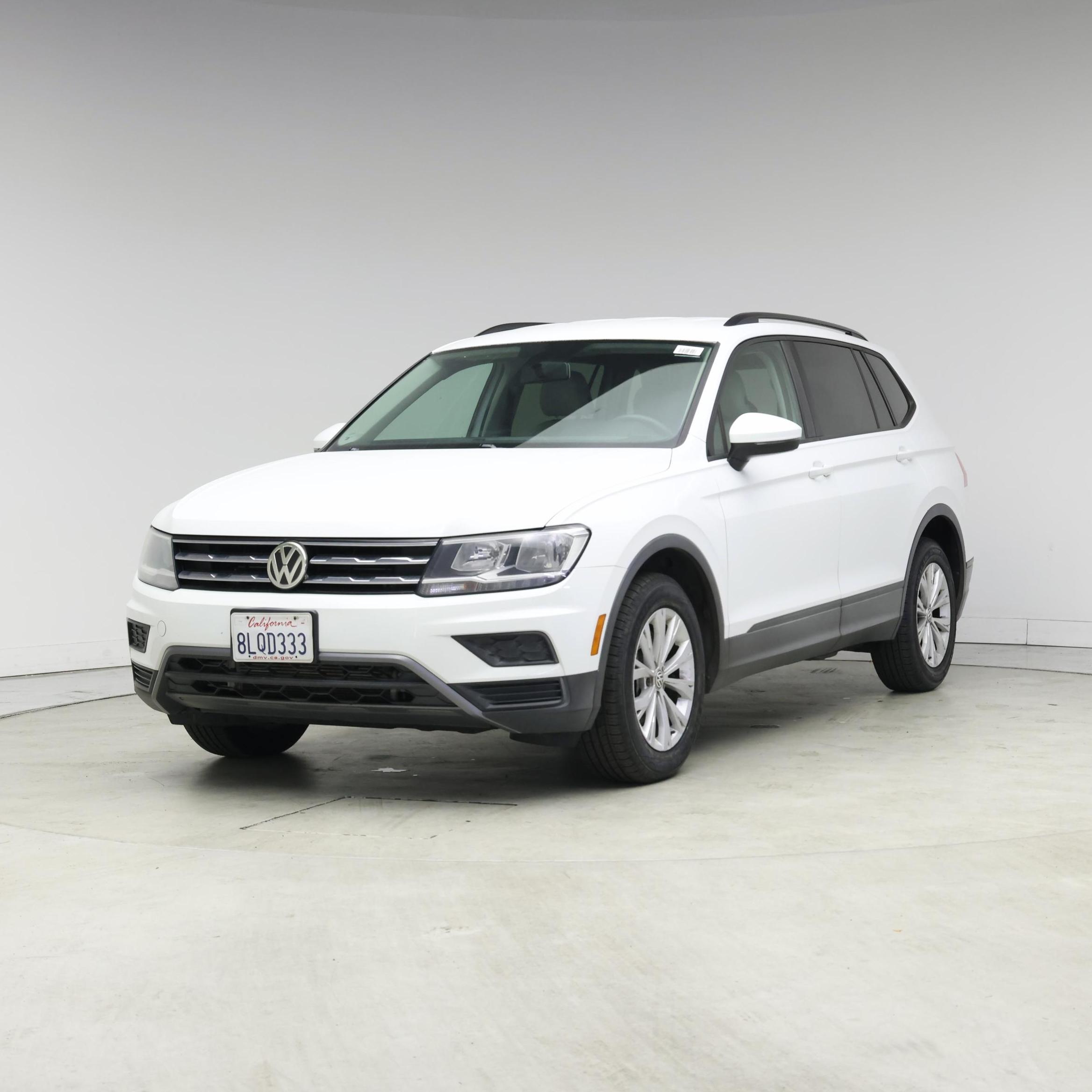 Thumbnail: 2019 Volkswagen Tiguan - 4