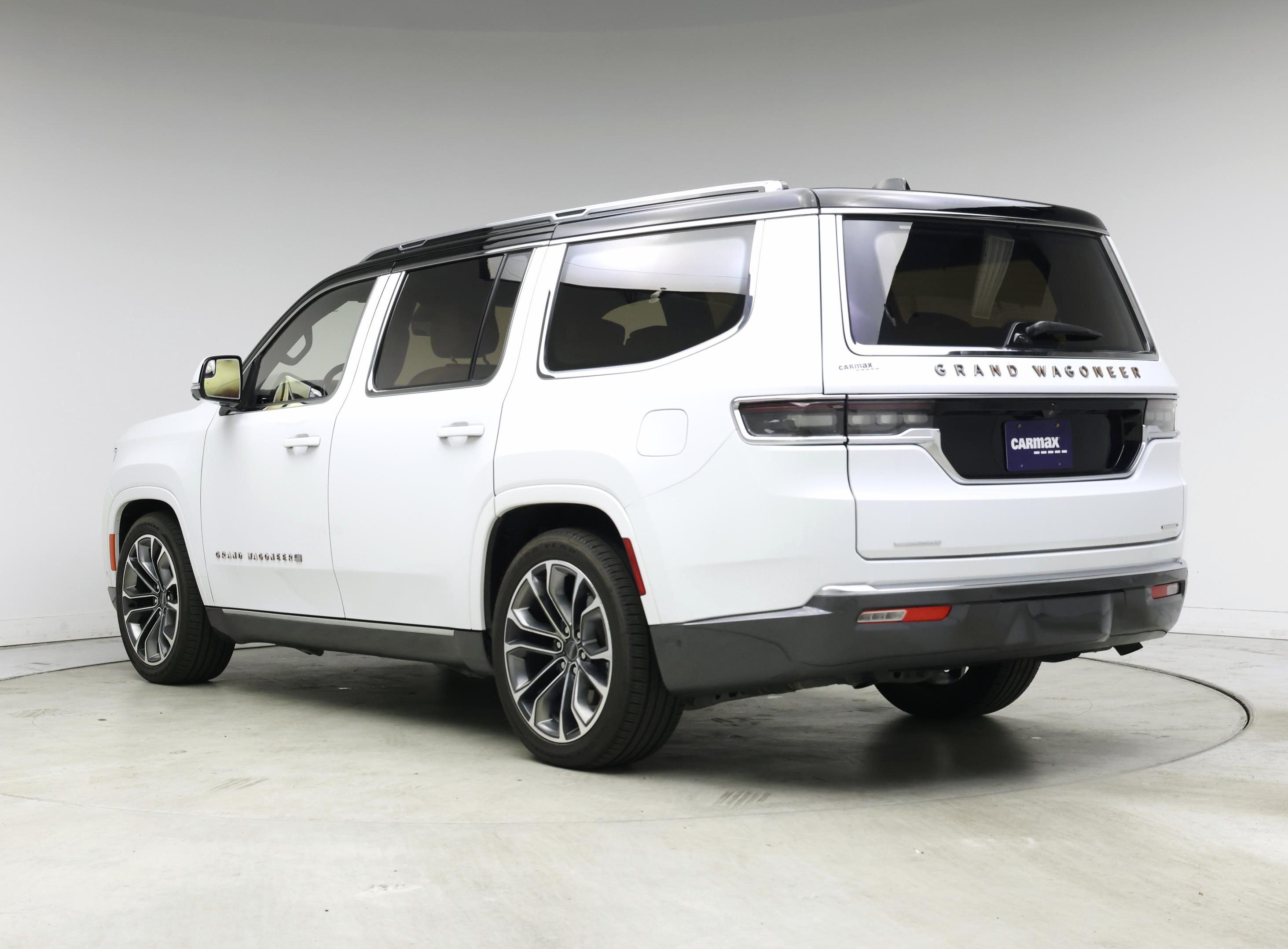 Thumbnail: 2022 Jeep Grand Wagoneer - 2