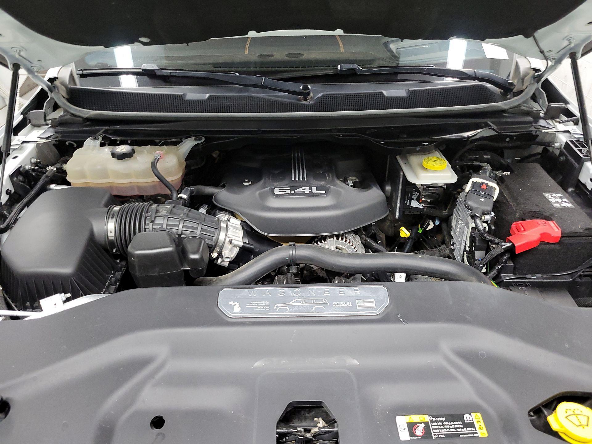 Thumbnail: 2022 Jeep Grand Wagoneer - 19