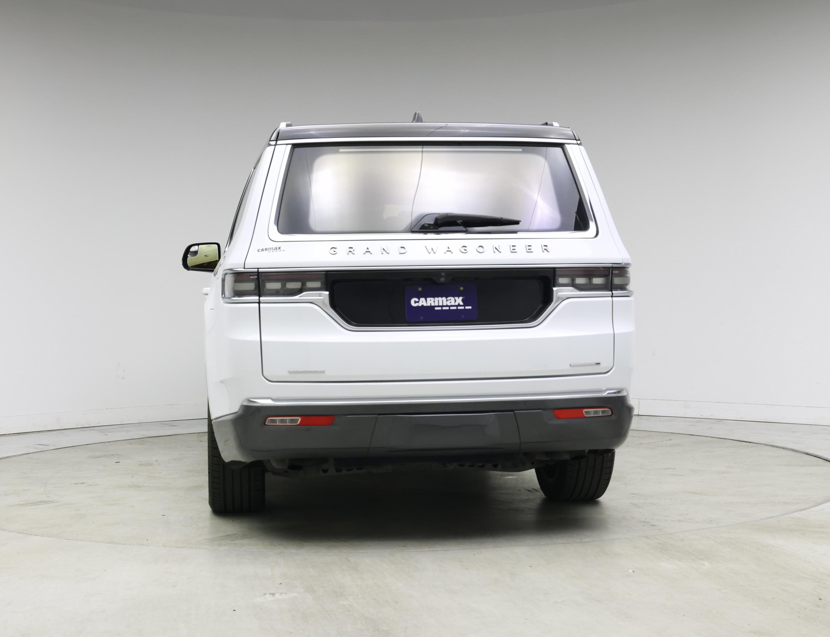 Thumbnail: 2022 Jeep Grand Wagoneer - 6