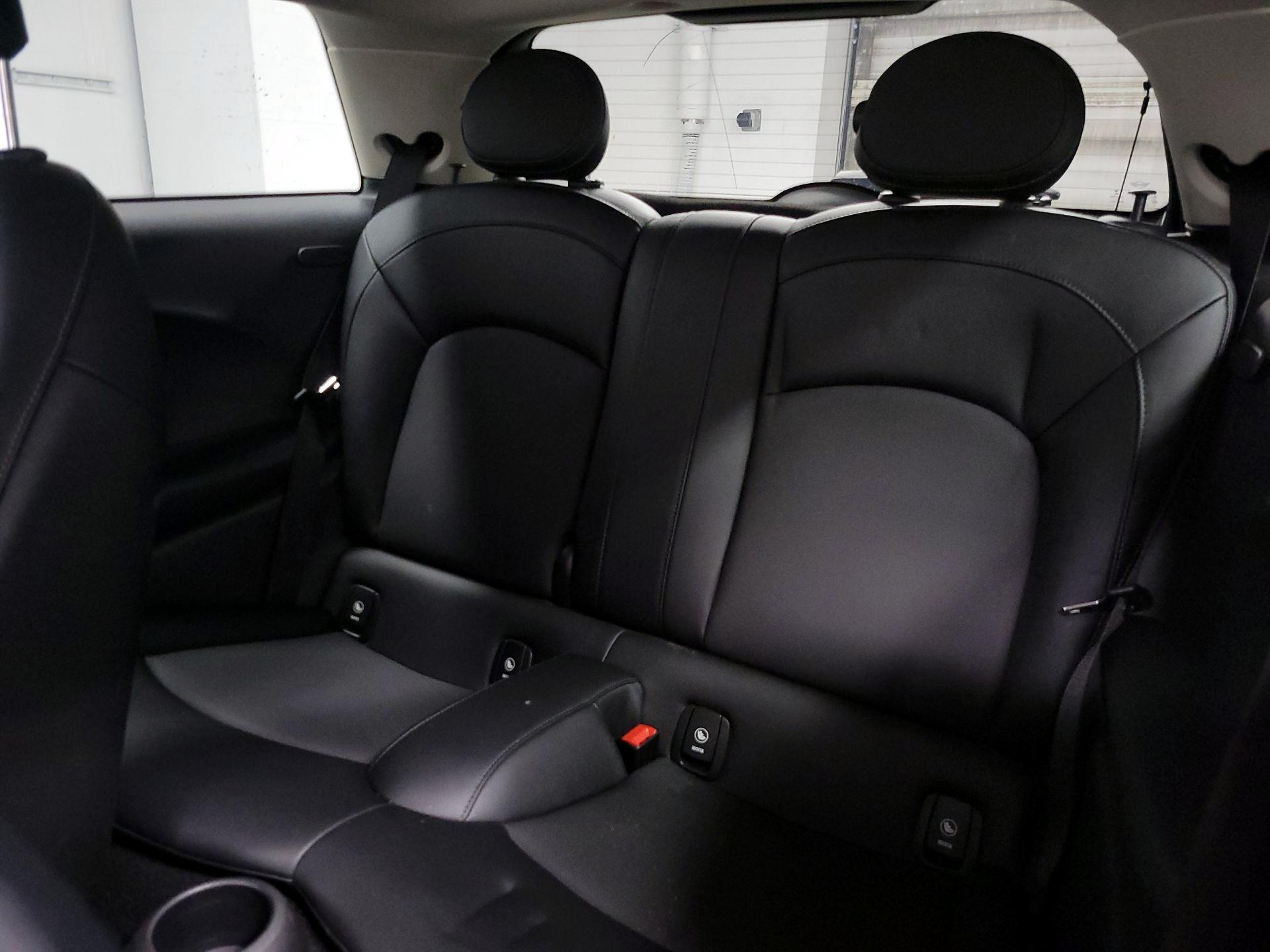 Thumbnail: 2017 MINI Cooper Hardtop - 18