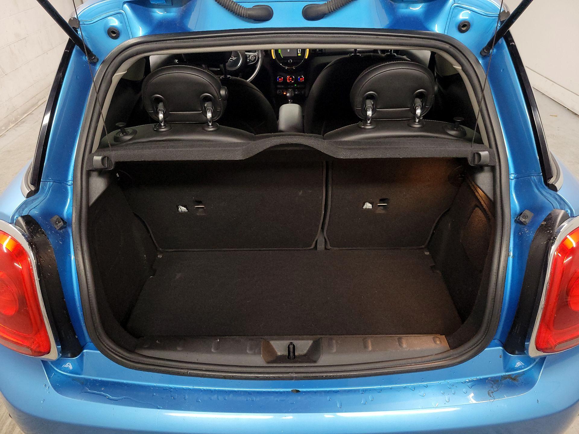 Thumbnail: 2017 MINI Cooper Hardtop - 19