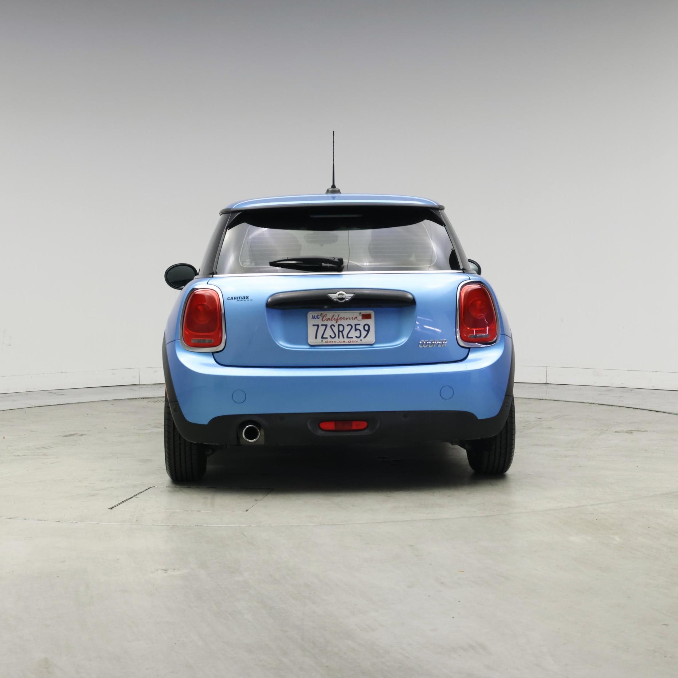 Thumbnail: 2017 MINI Cooper Hardtop - 6