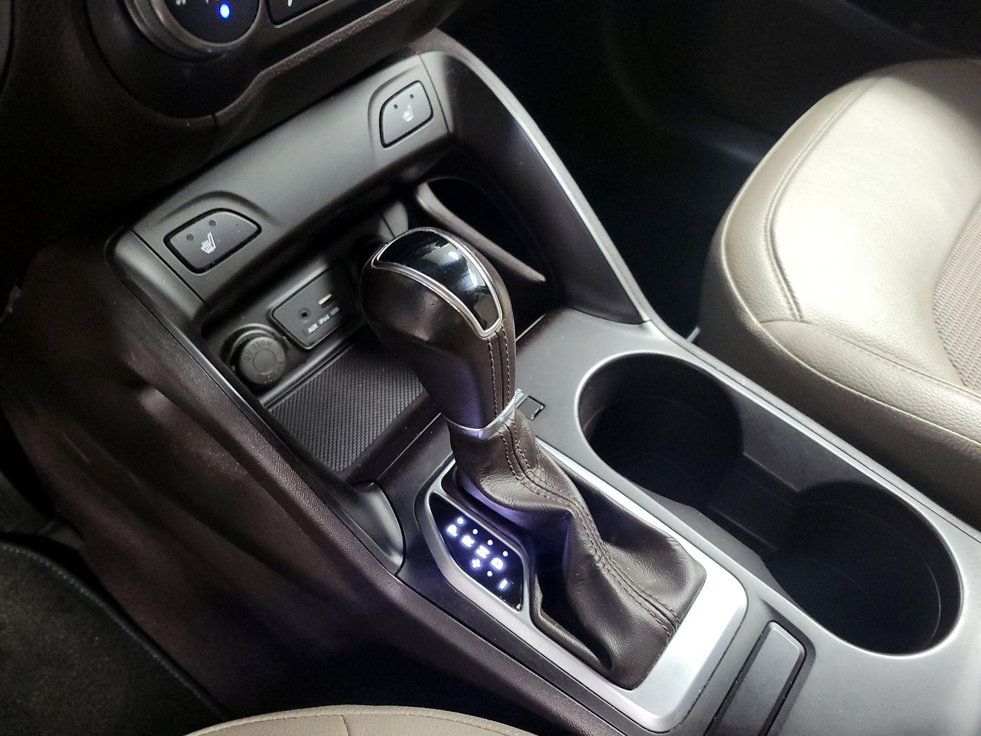 Thumbnail: 2015 Hyundai Tucson - 17