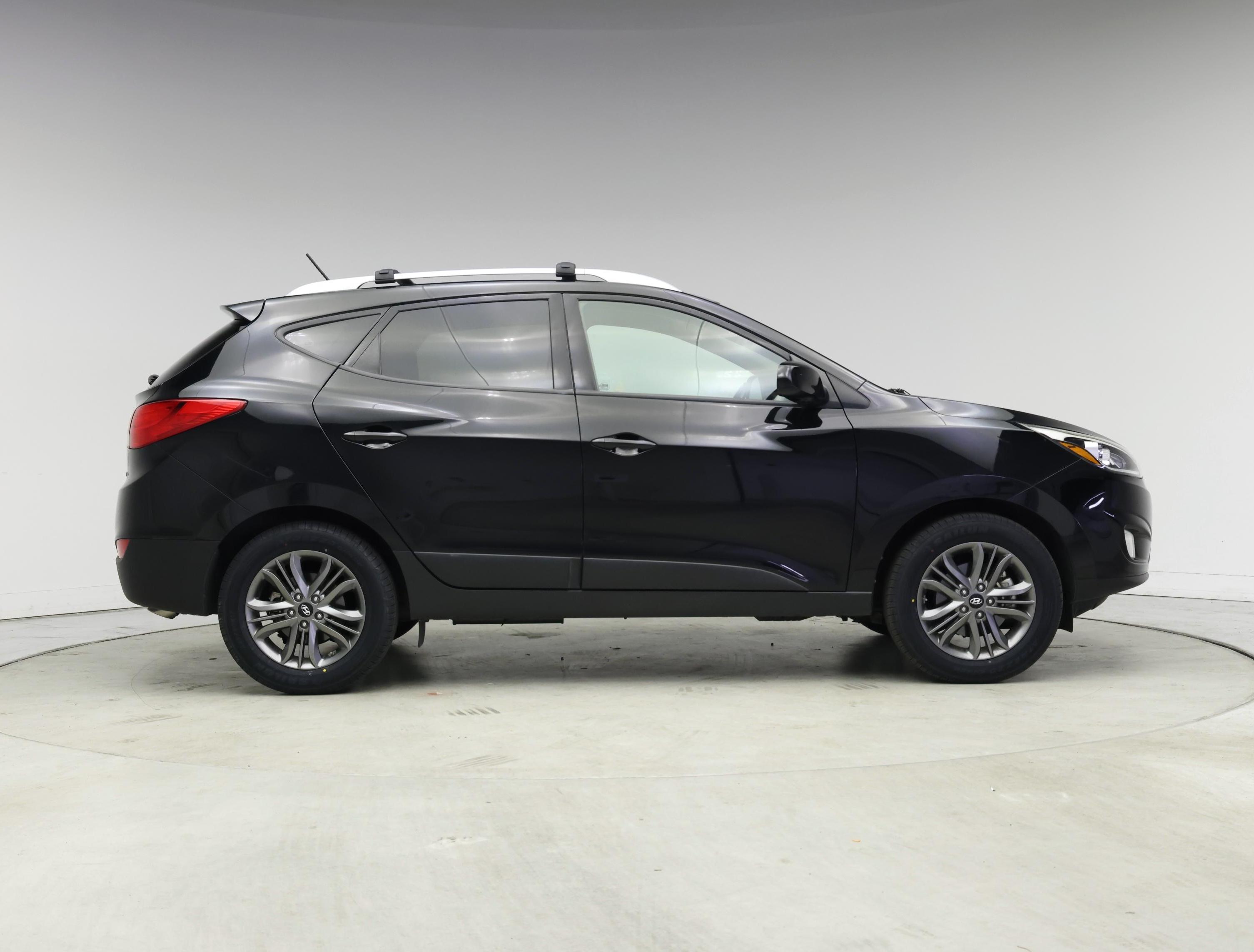 Thumbnail: 2015 Hyundai Tucson - 7