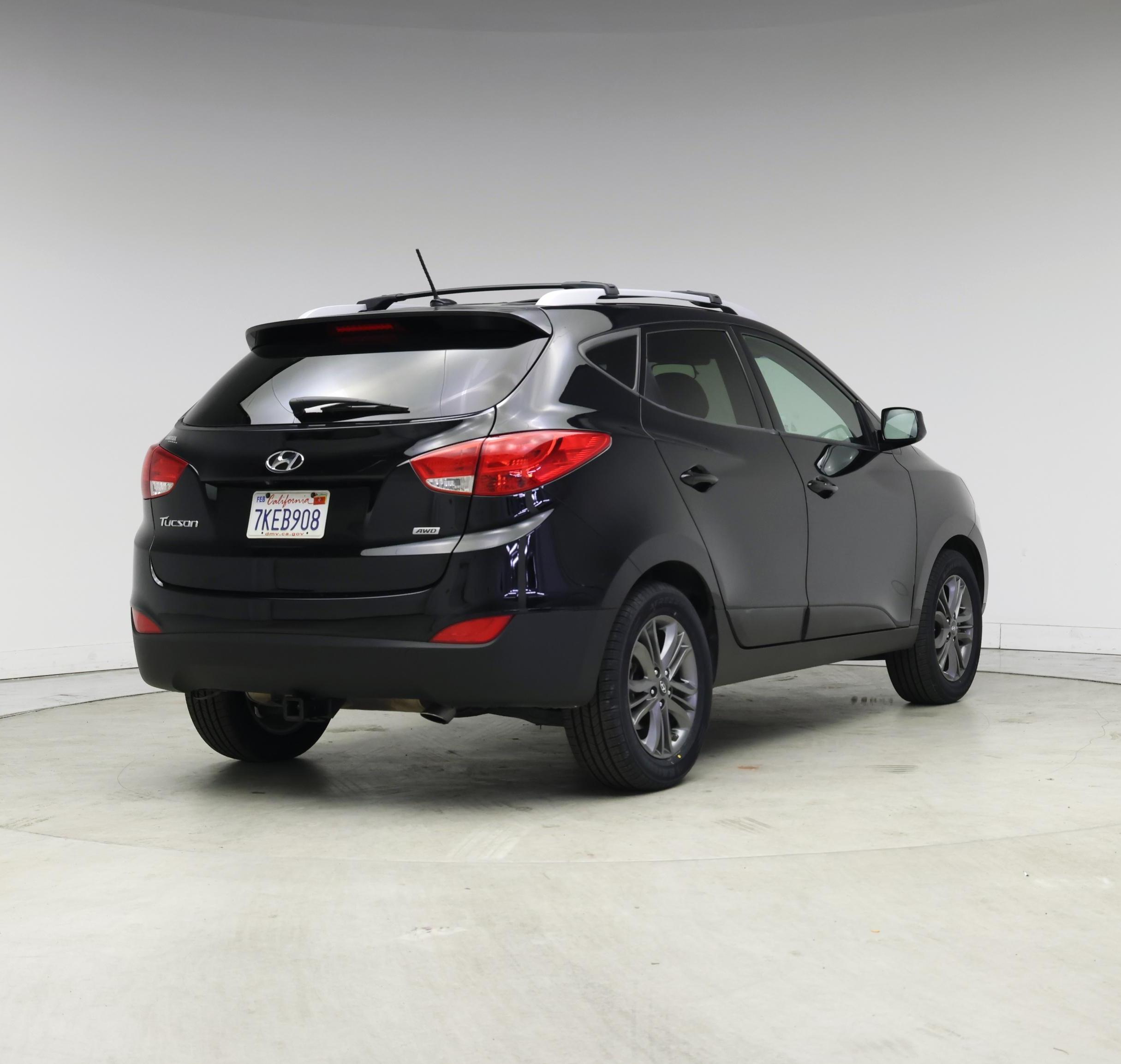 Thumbnail: 2015 Hyundai Tucson - 8