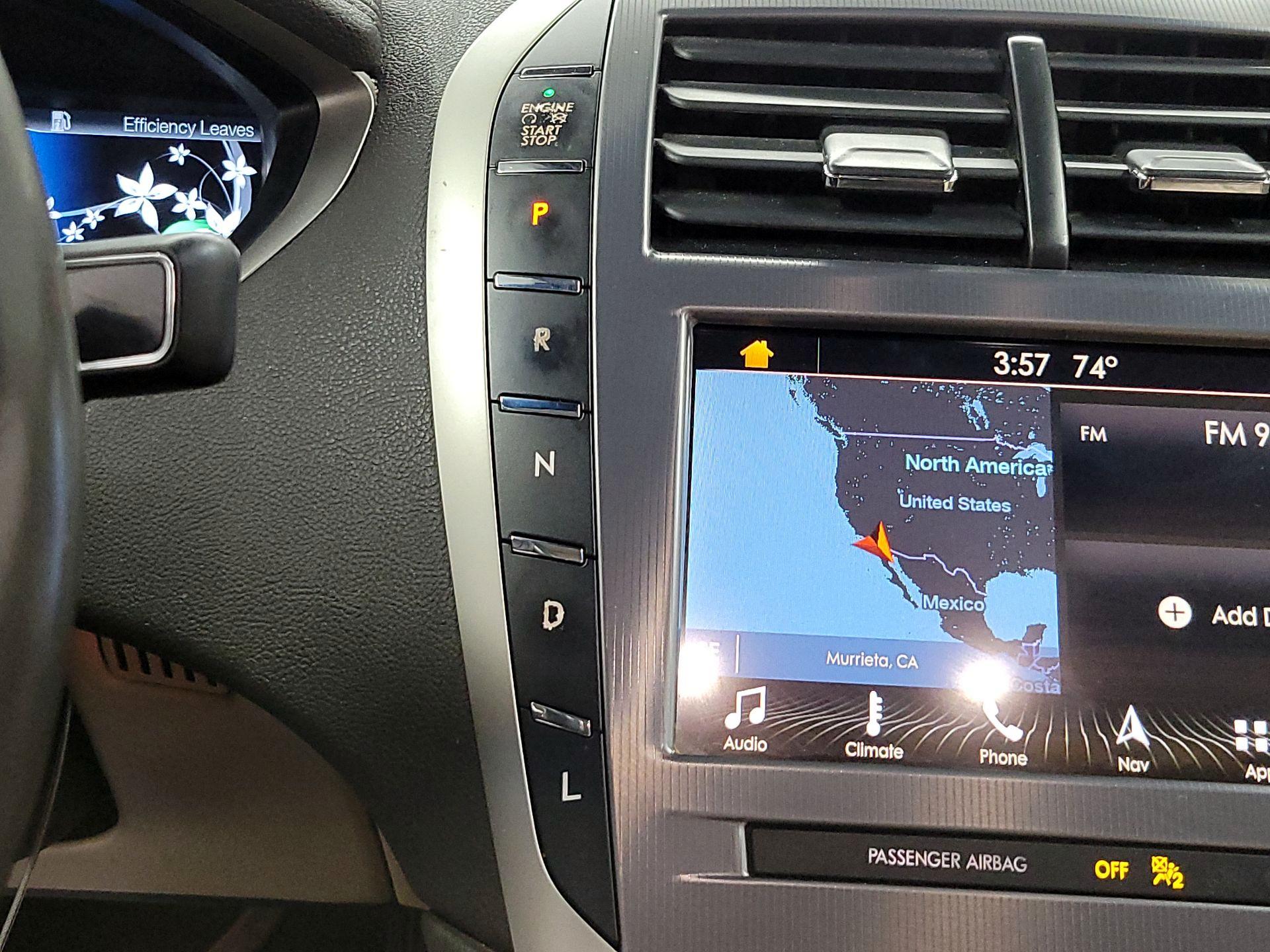 Thumbnail: 2019 Lincoln MKZ - 16