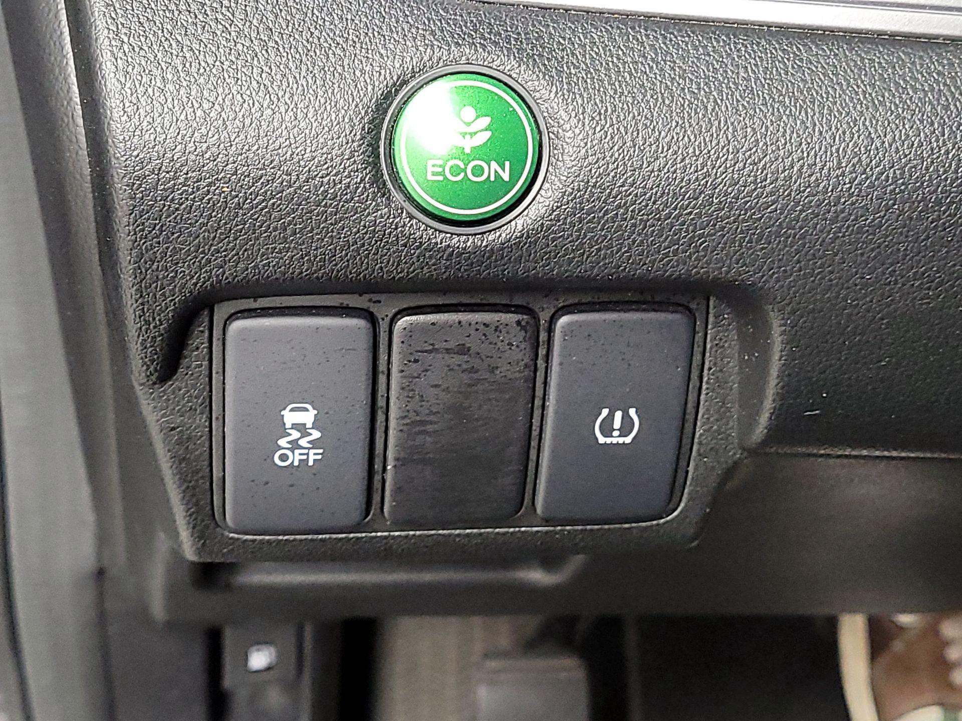 Thumbnail: 2015 Honda CR-V - 13