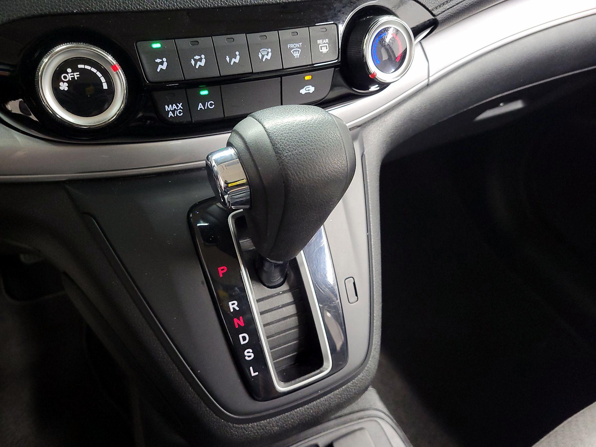 Thumbnail: 2015 Honda CR-V - 17