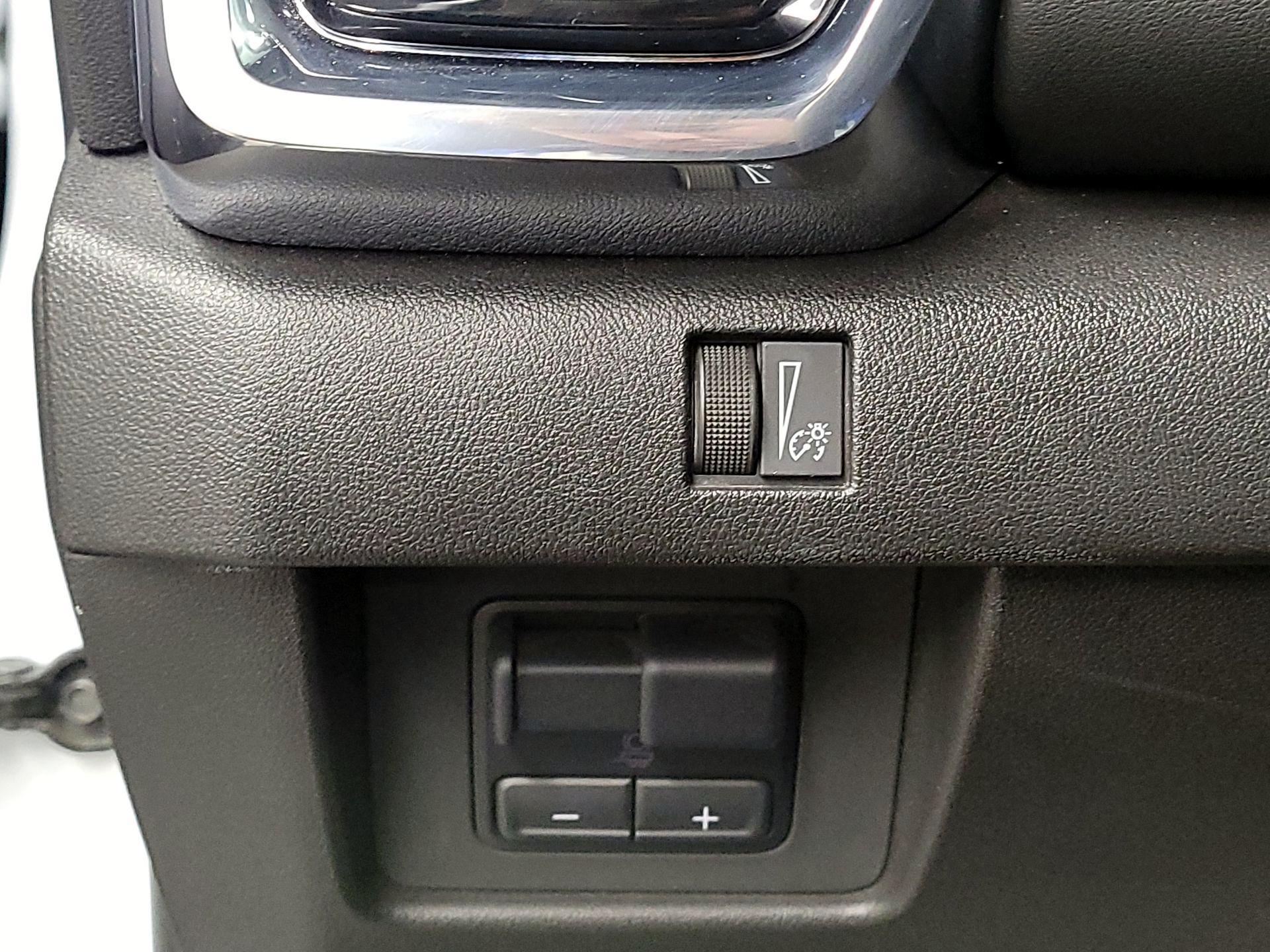 Thumbnail: 2024 GMC Canyon - 13