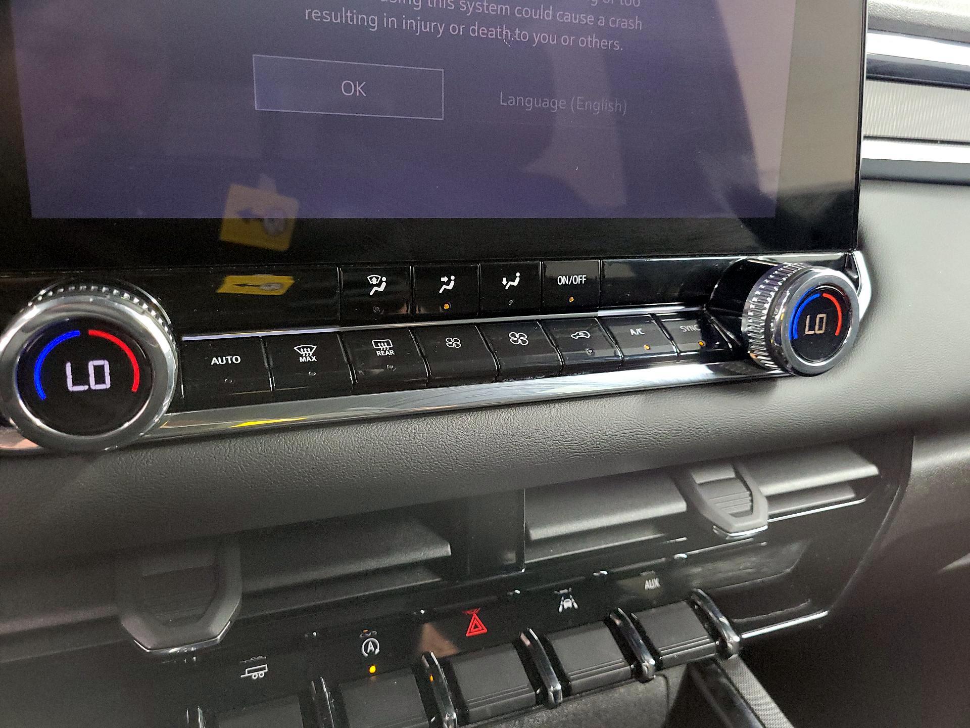 Thumbnail: 2024 GMC Canyon - 16