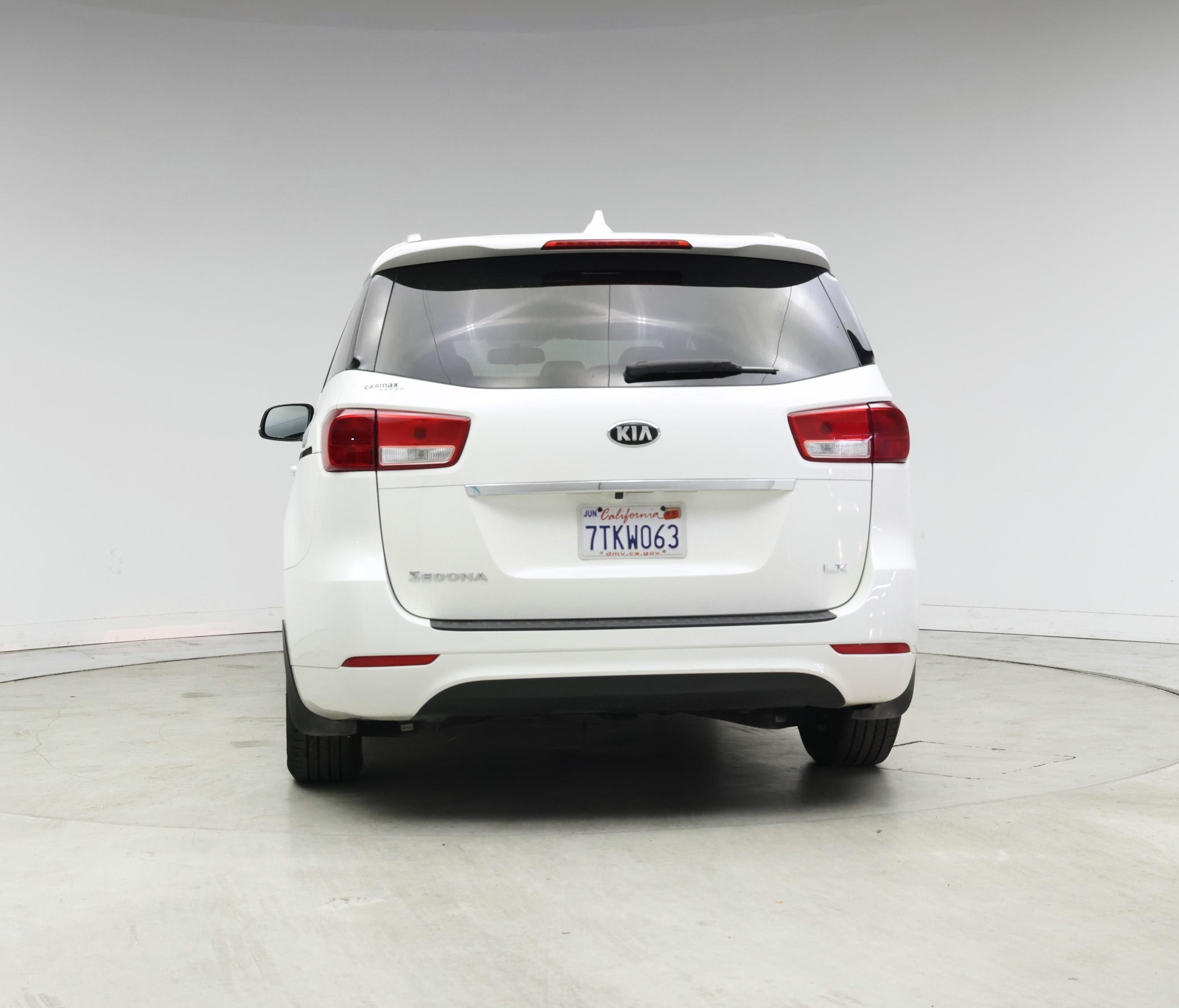 Thumbnail: 2016 Kia Sedona - 6