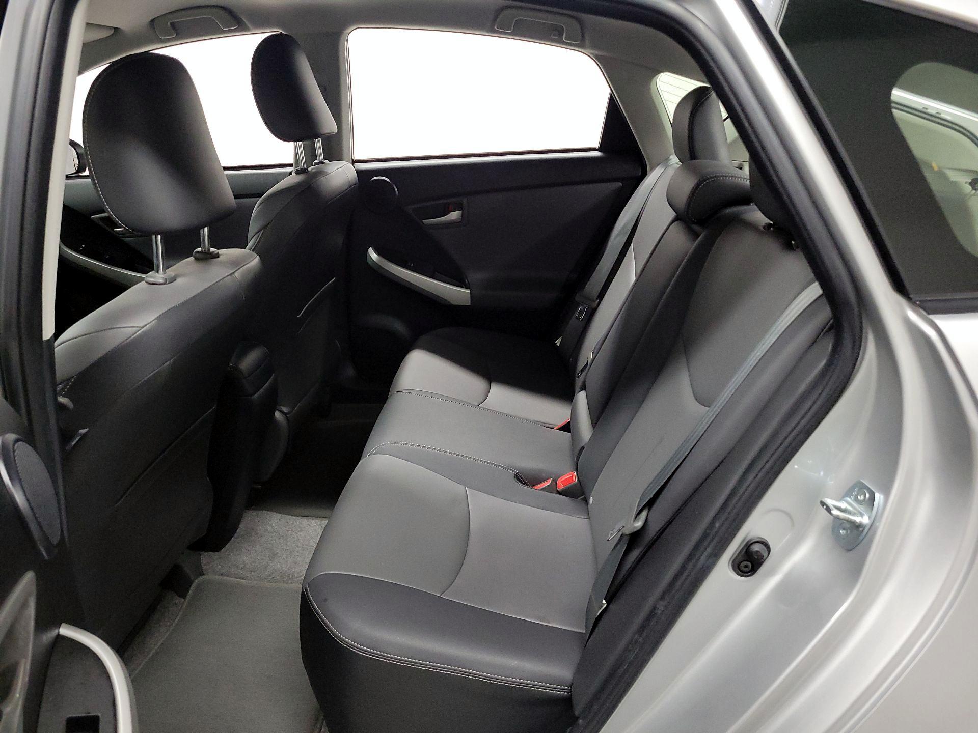 Thumbnail: 2014 Toyota Prius - 16