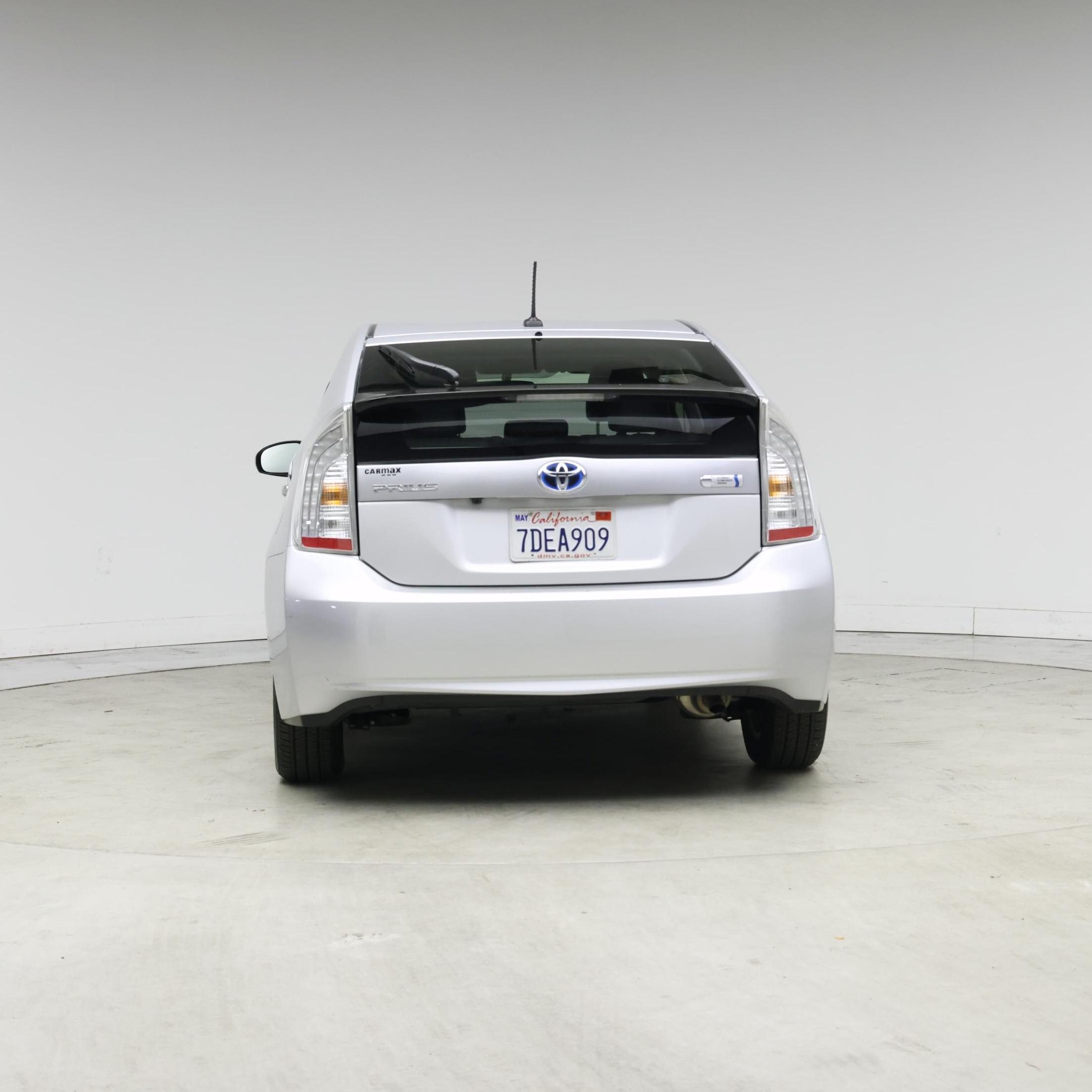 Thumbnail: 2014 Toyota Prius - 6