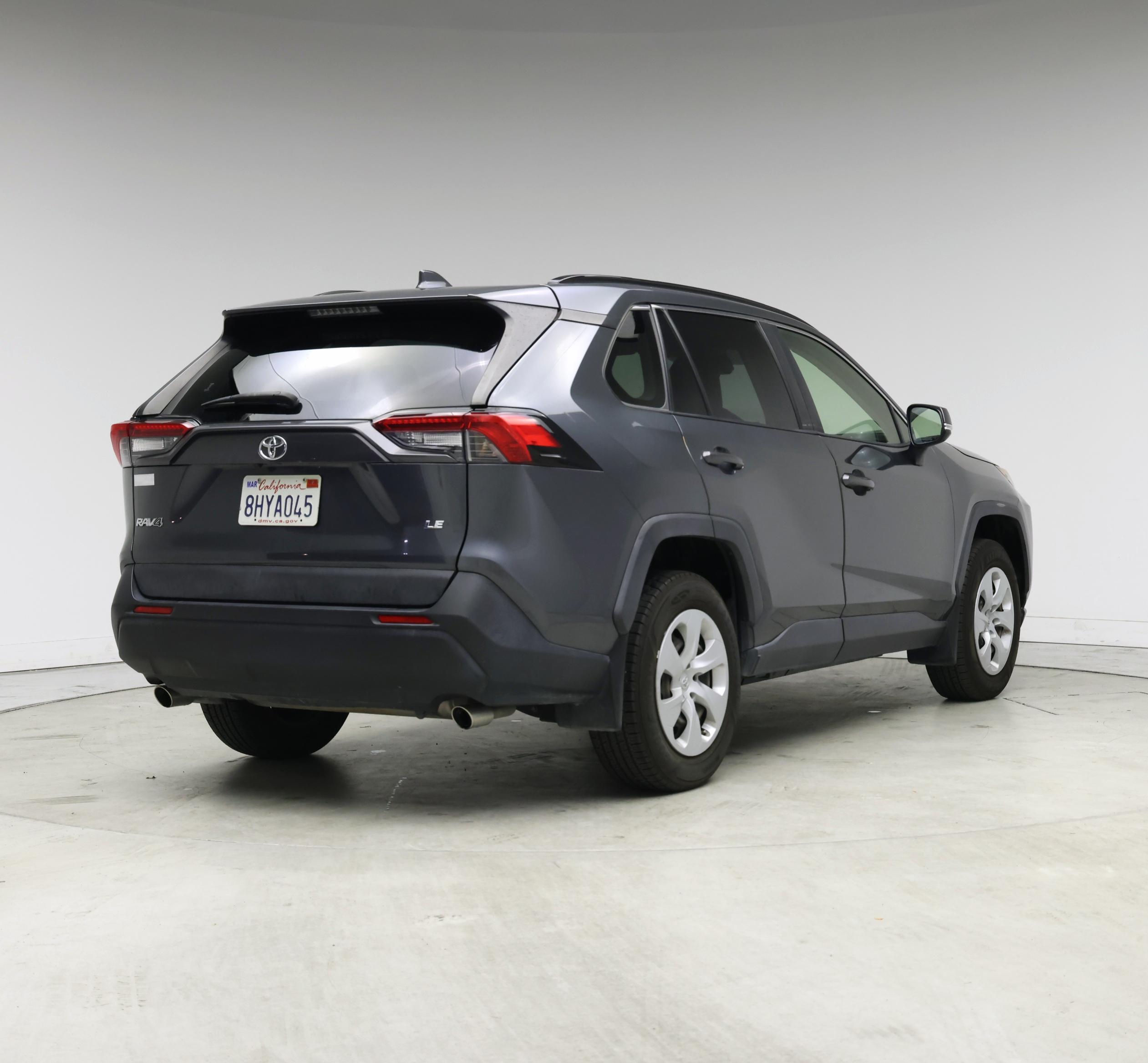 Thumbnail: 2019 Toyota RAV4 - 8