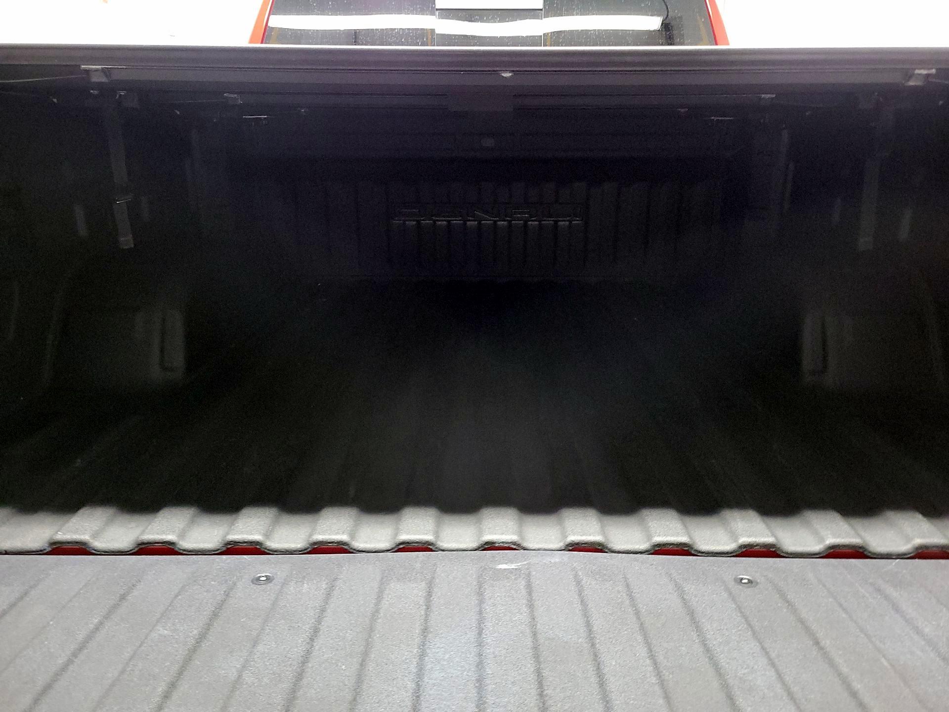 Thumbnail: 2023 GMC Sierra 1500 - 17