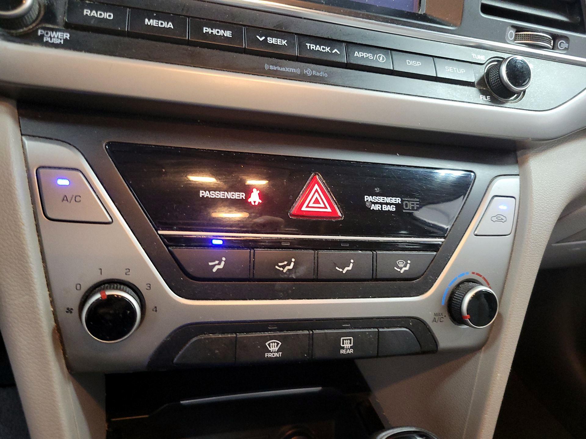 Thumbnail: 2018 Hyundai Elantra - 15