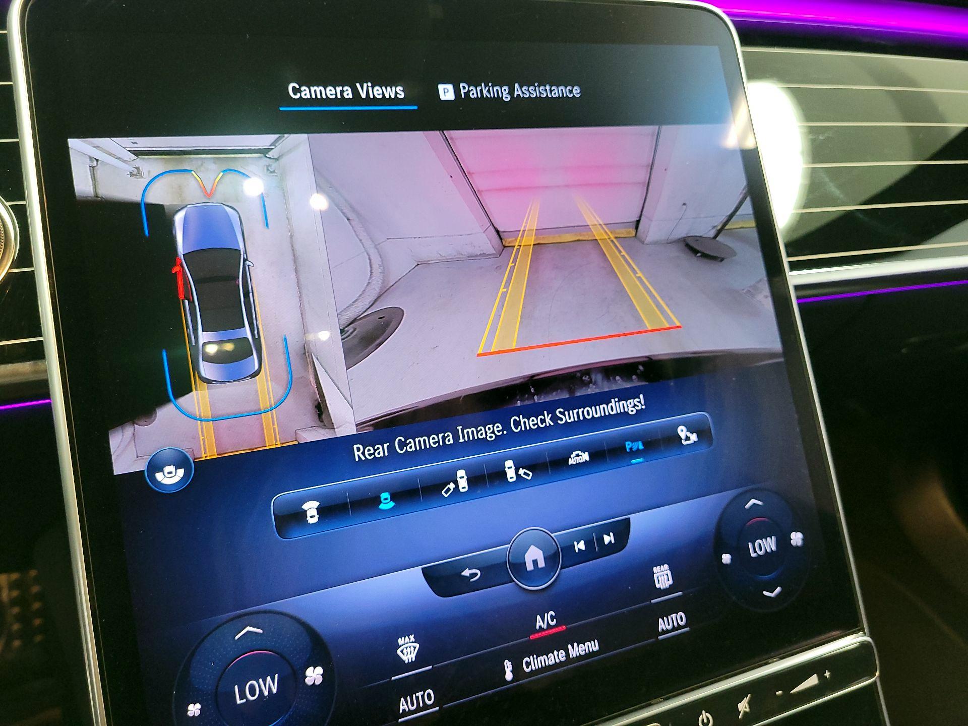 Thumbnail: 2023 Mercedes-Benz S-Class - 14