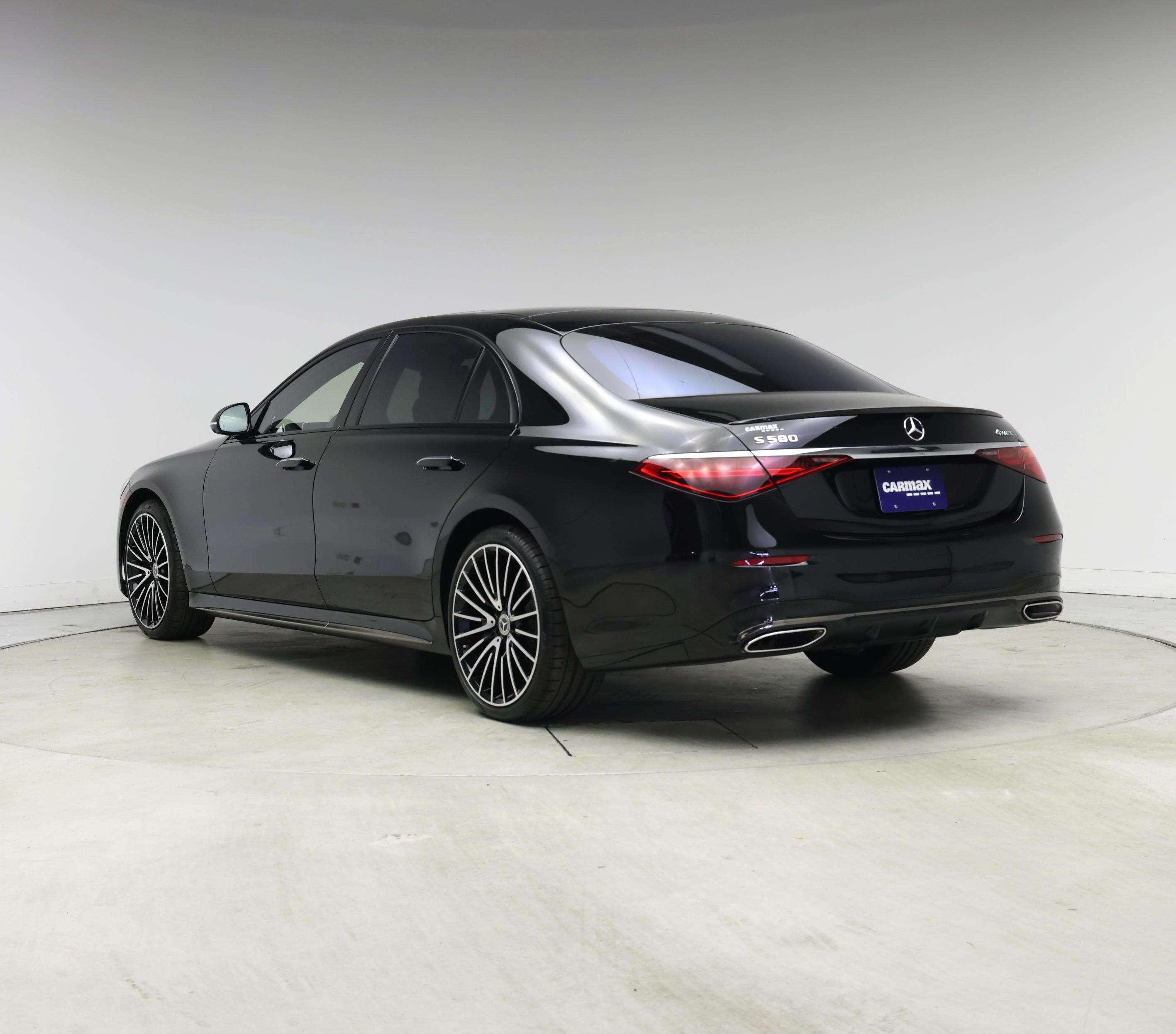 Thumbnail: 2023 Mercedes-Benz S-Class - 2