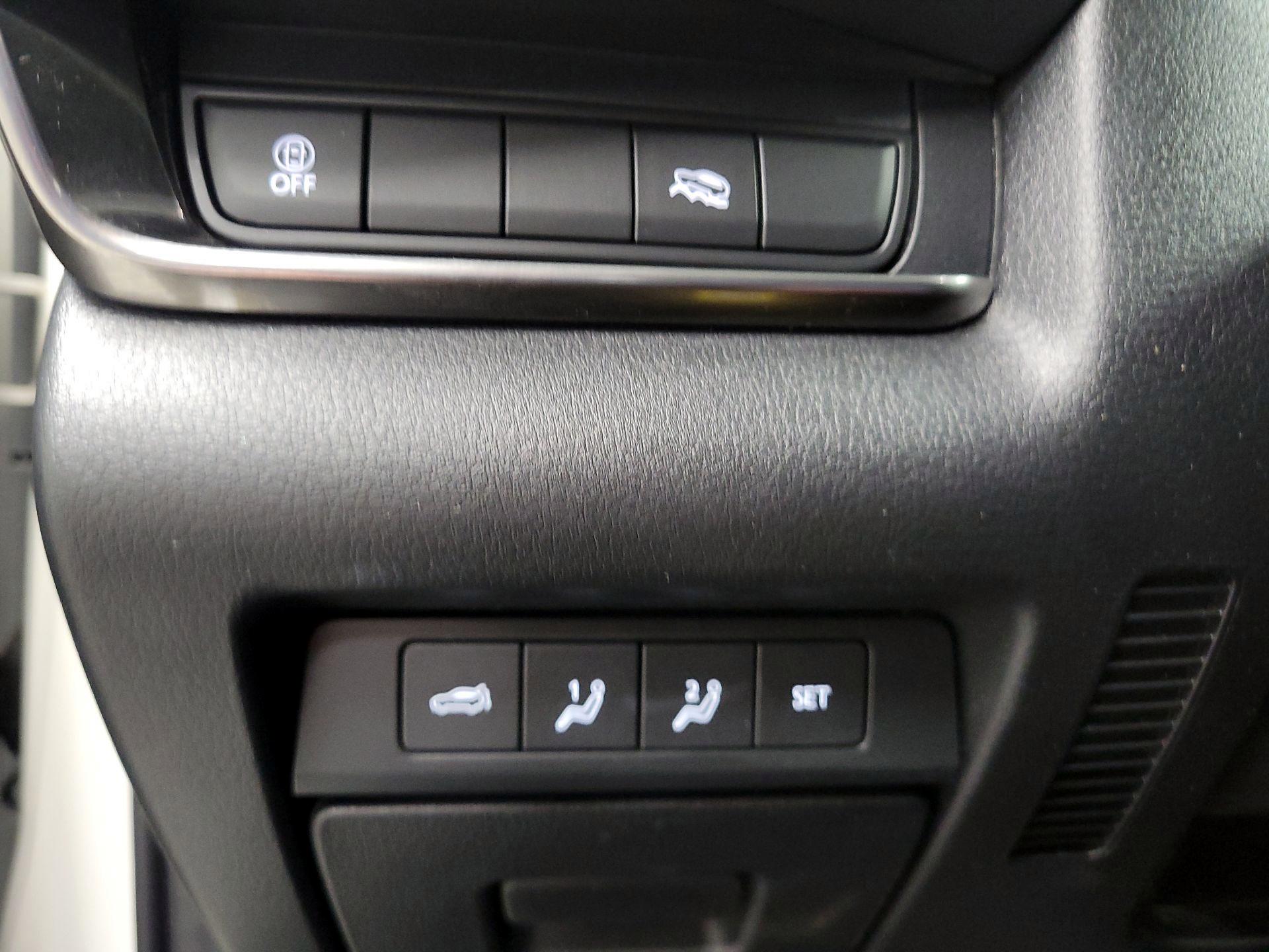 Thumbnail: 2022 Mazda CX-30 - 13