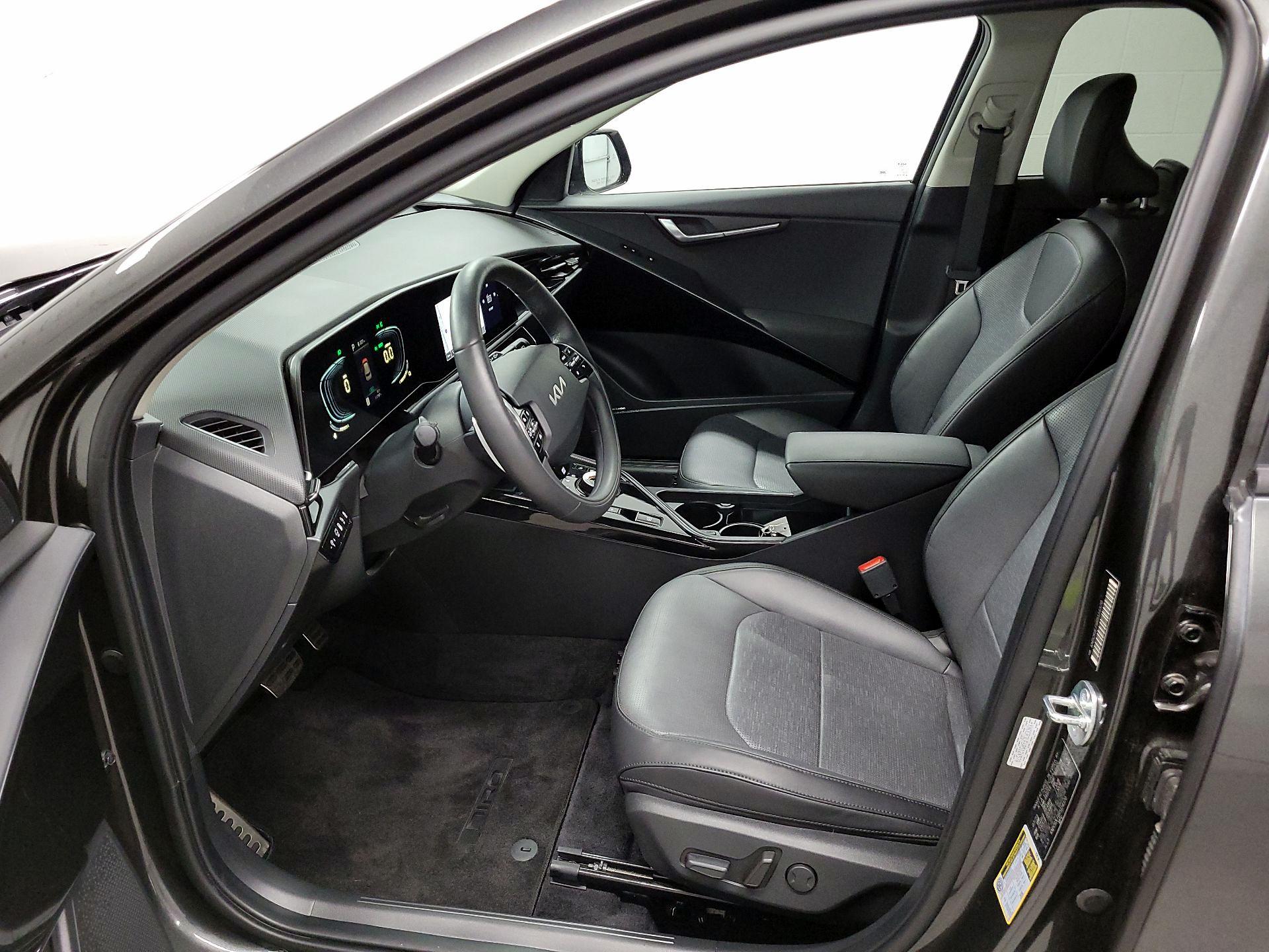 Thumbnail: 2024 Kia Niro - 11