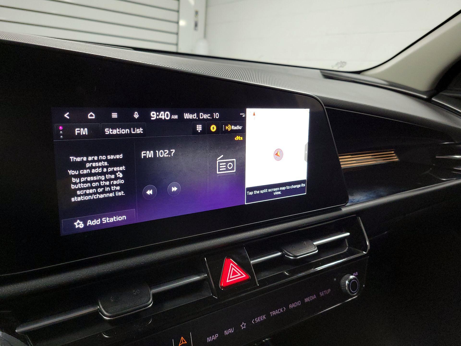 Thumbnail: 2024 Kia Niro - 16