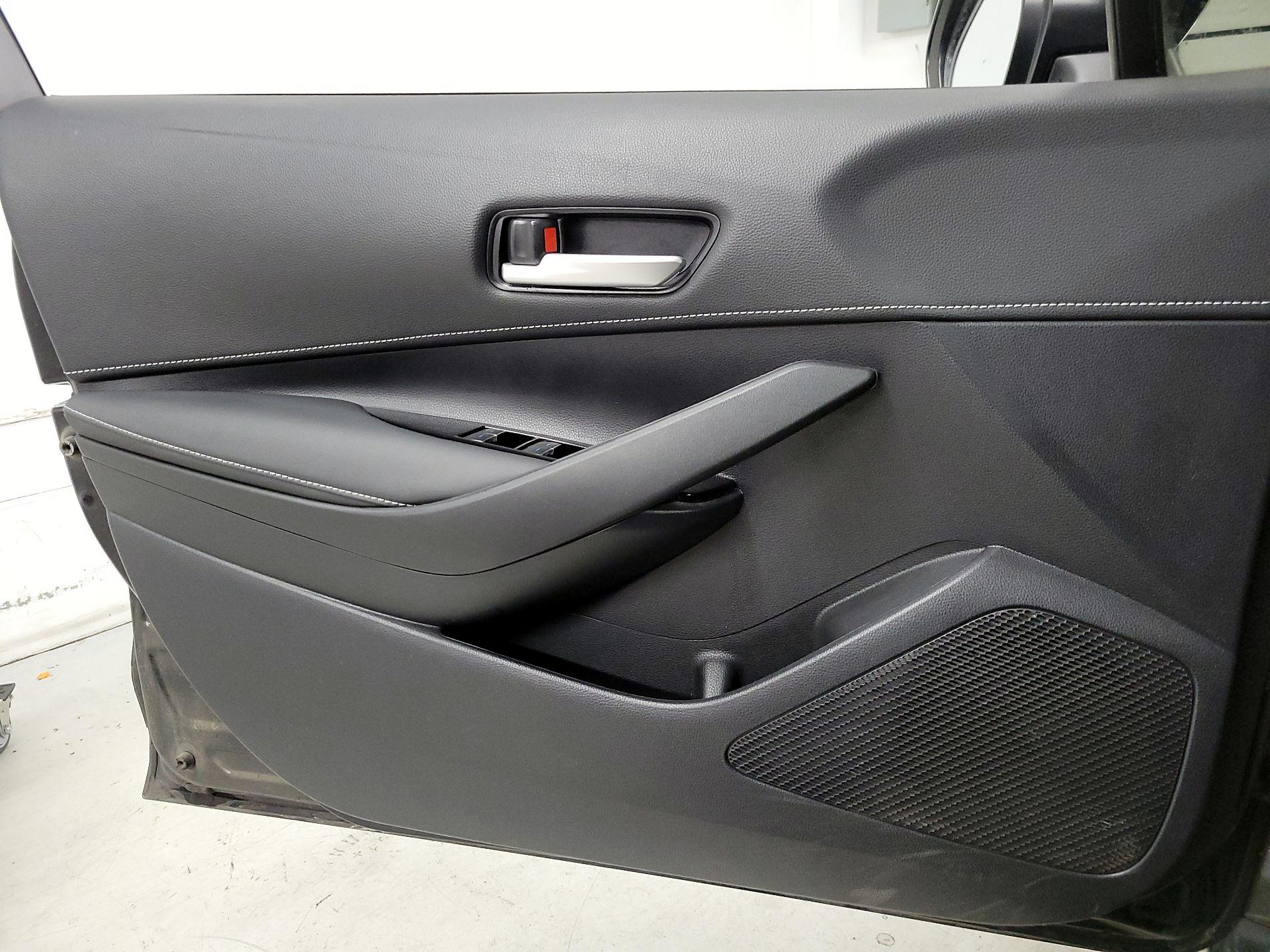 Thumbnail: 2022 Toyota Corolla - 12