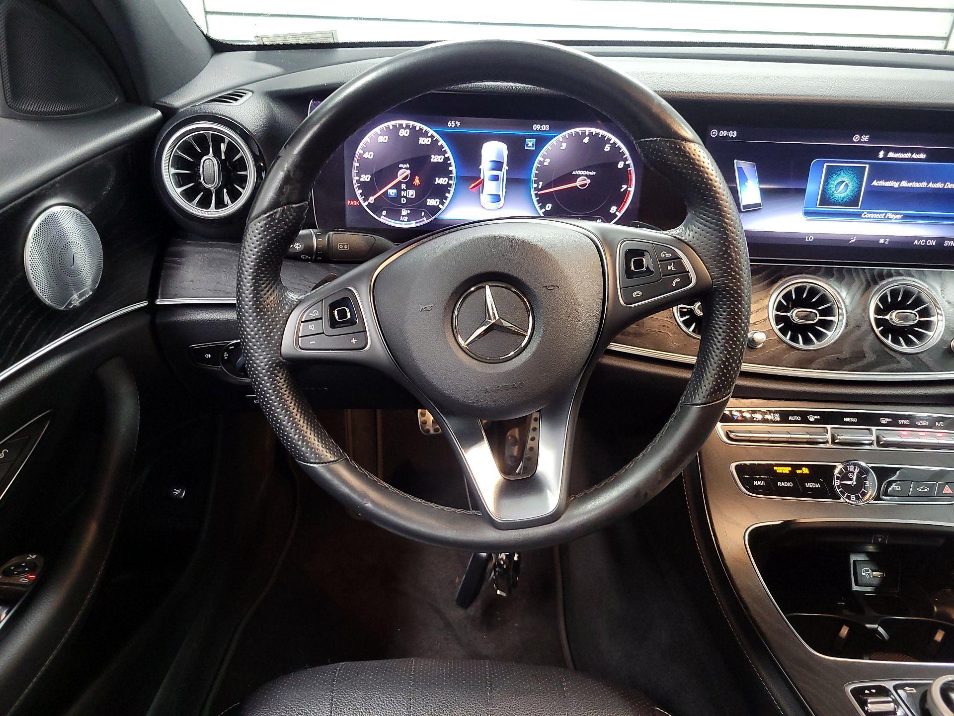 Thumbnail: 2018 Mercedes-Benz E-Class - 10