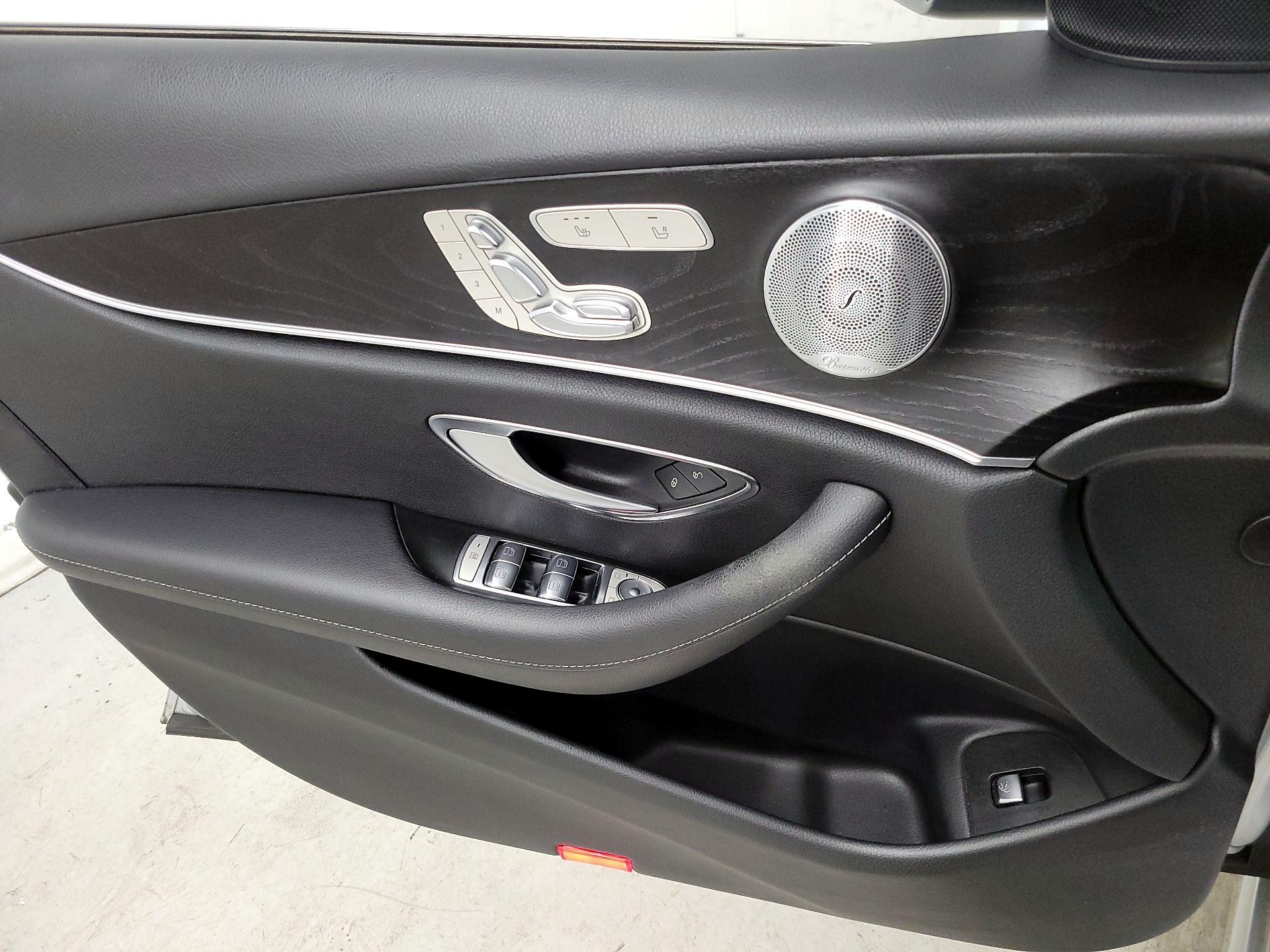 Thumbnail: 2018 Mercedes-Benz E-Class - 12