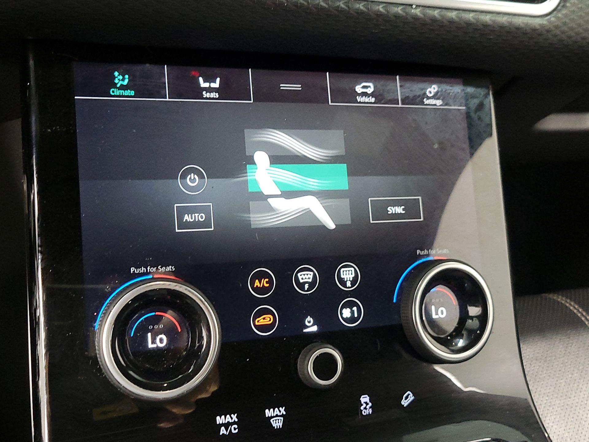 Thumbnail: 2018 Land Rover Range Rover Velar - 13