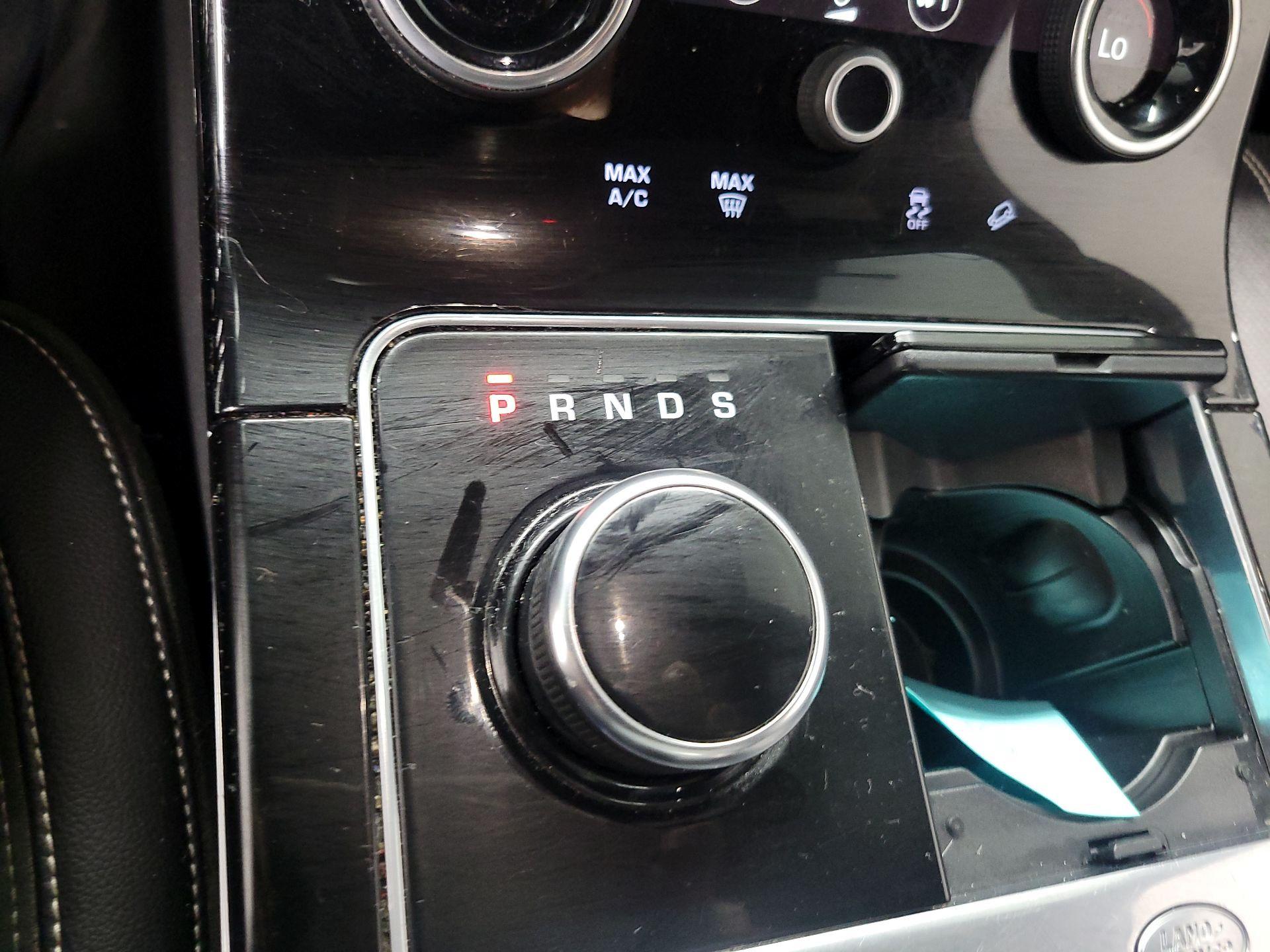 Thumbnail: 2018 Land Rover Range Rover Velar - 14