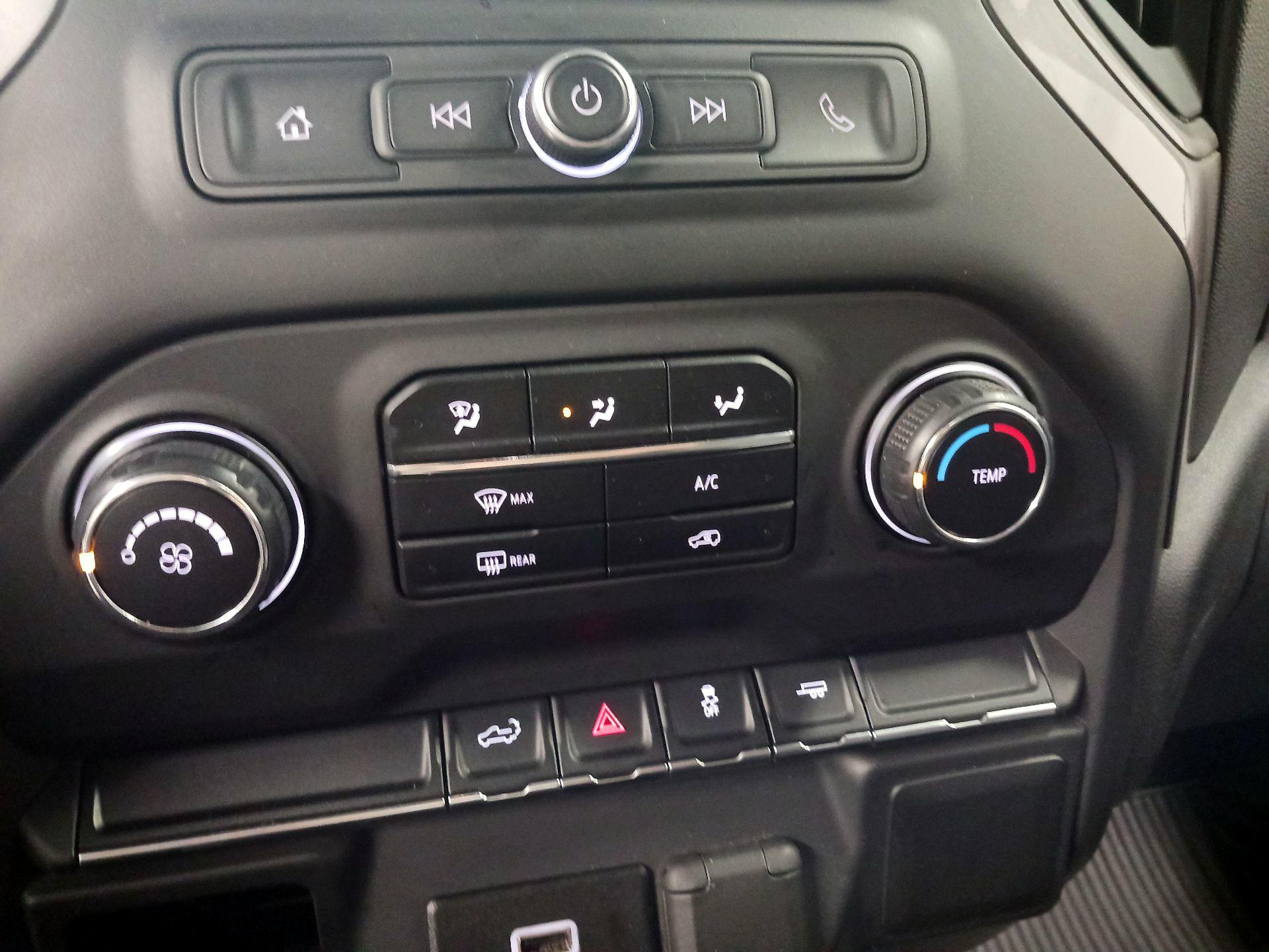 Thumbnail: 2019 Chevrolet Silverado 1500 - 14