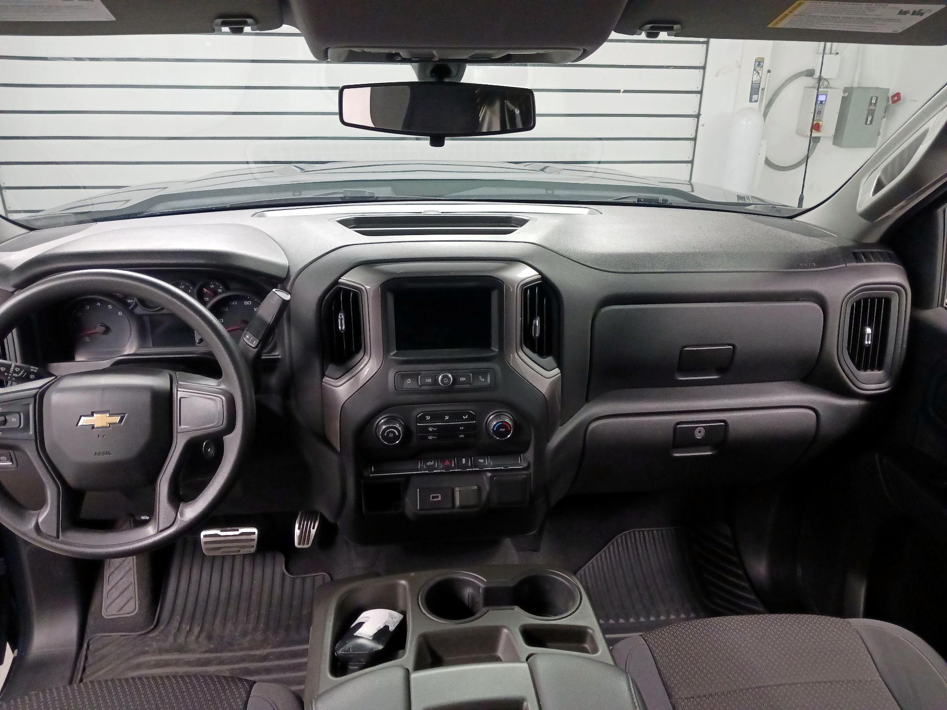 Thumbnail: 2019 Chevrolet Silverado 1500 - 8