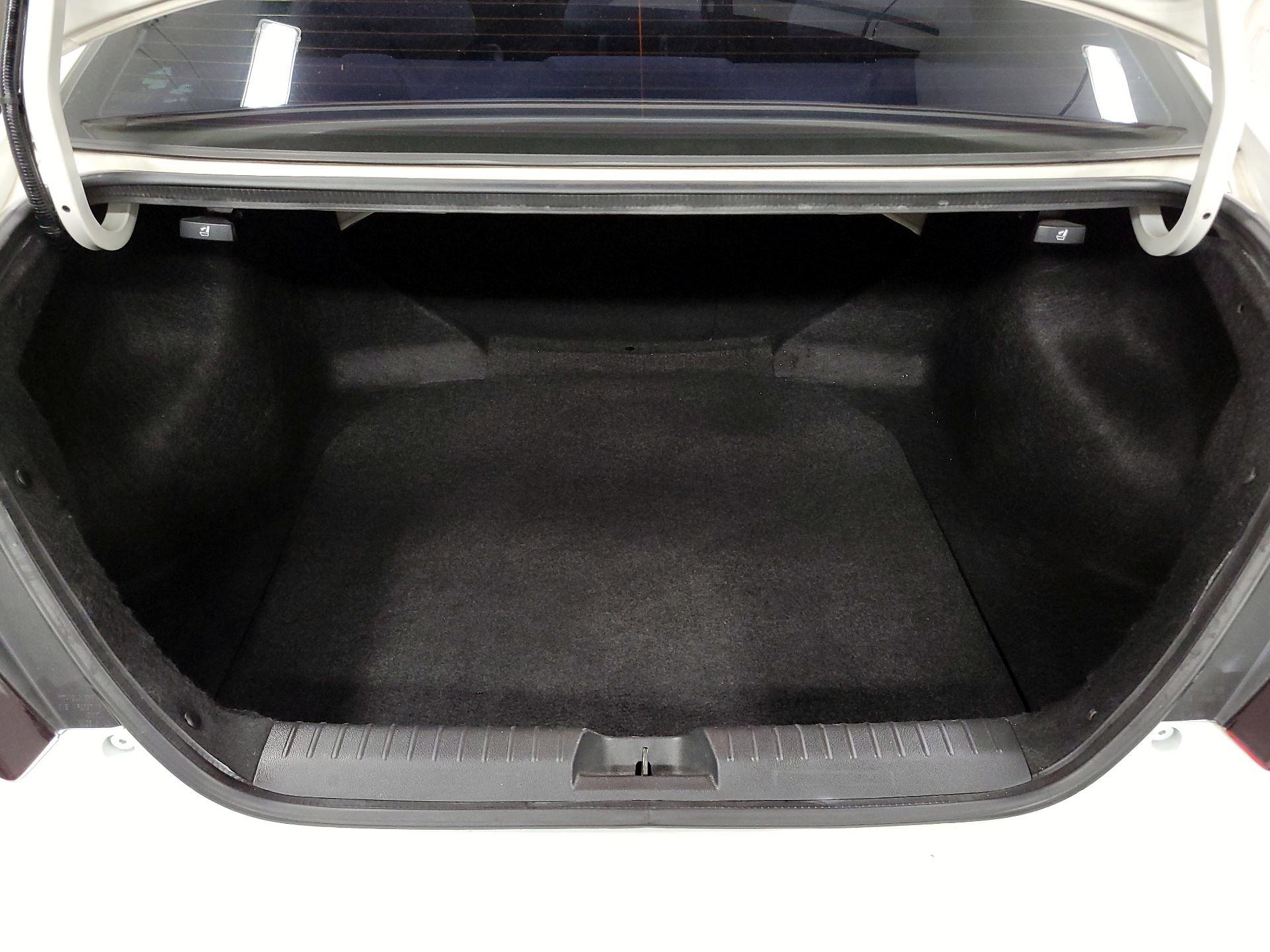 Thumbnail: 2015 Honda Civic - 16